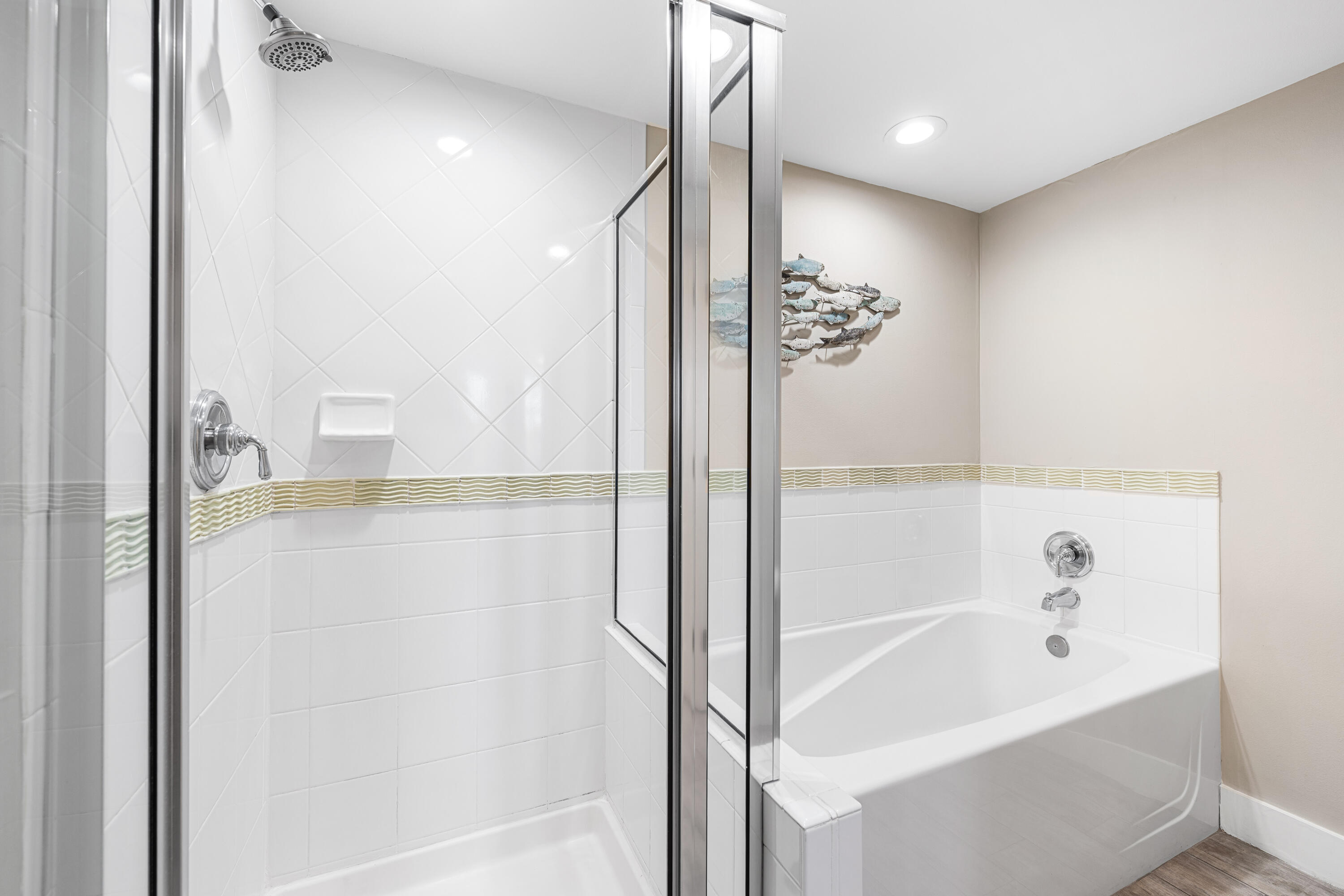 MARKET STREET INN - Residential