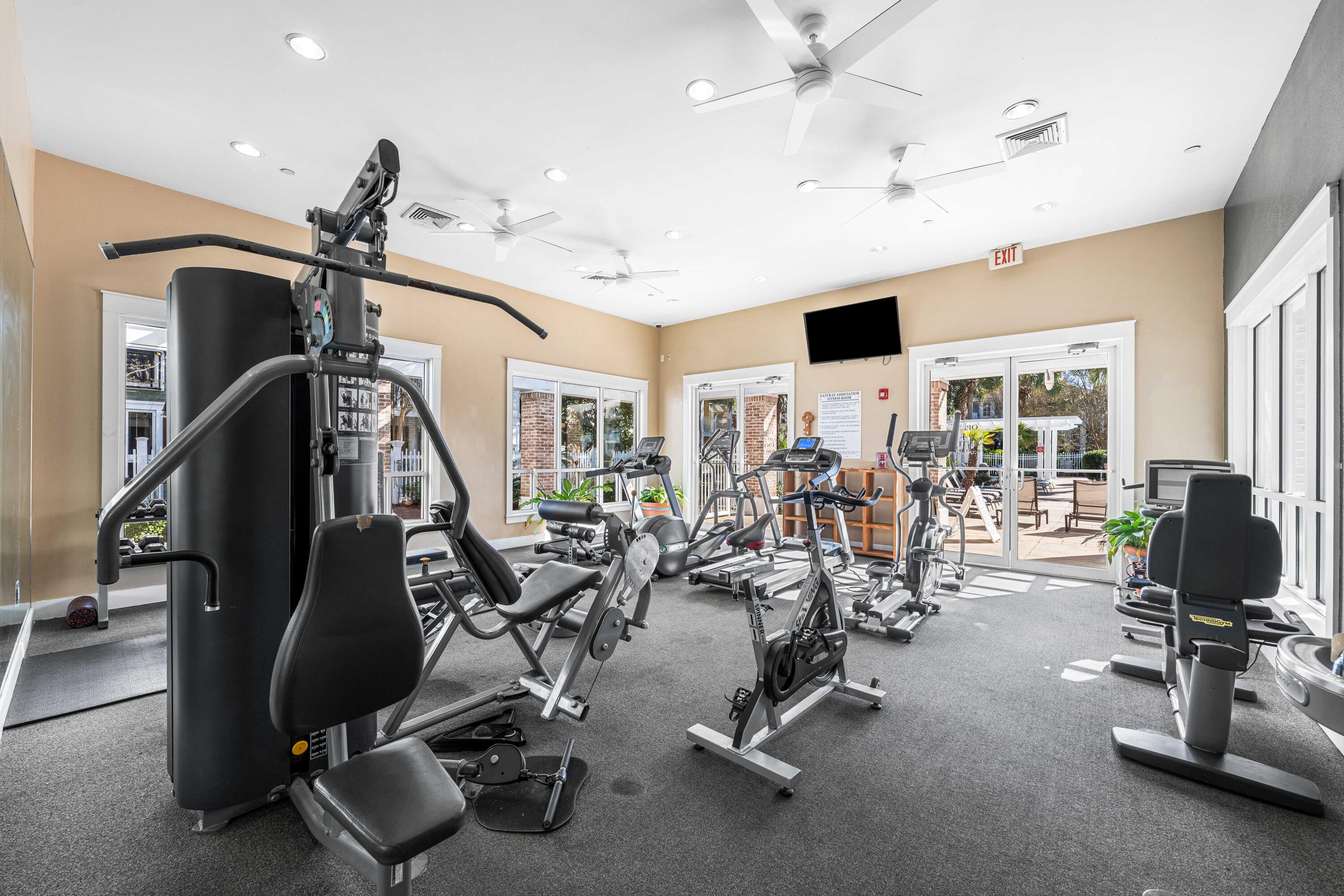 MARKET STREET INN - Residential