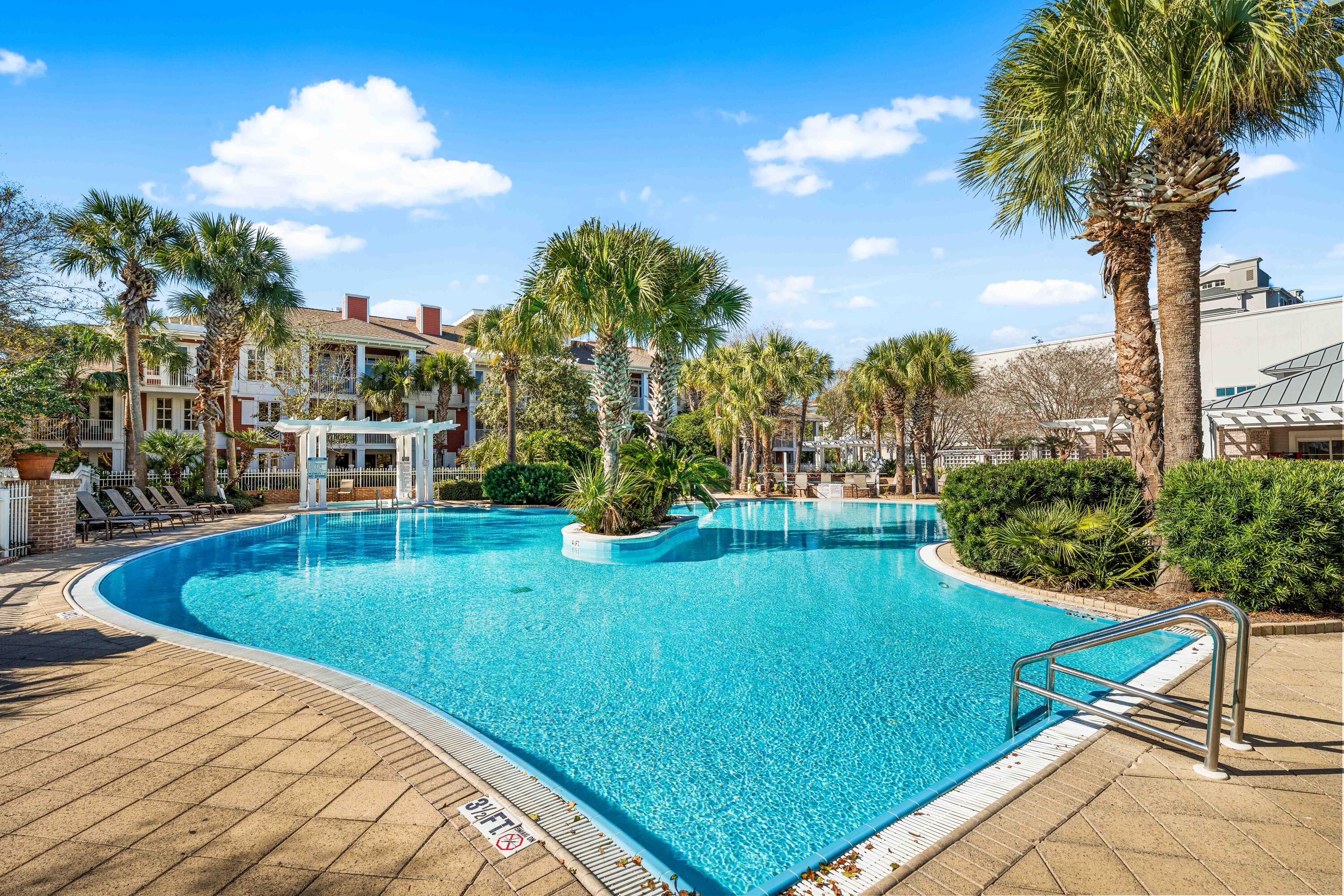 MARKET STREET INN - Residential