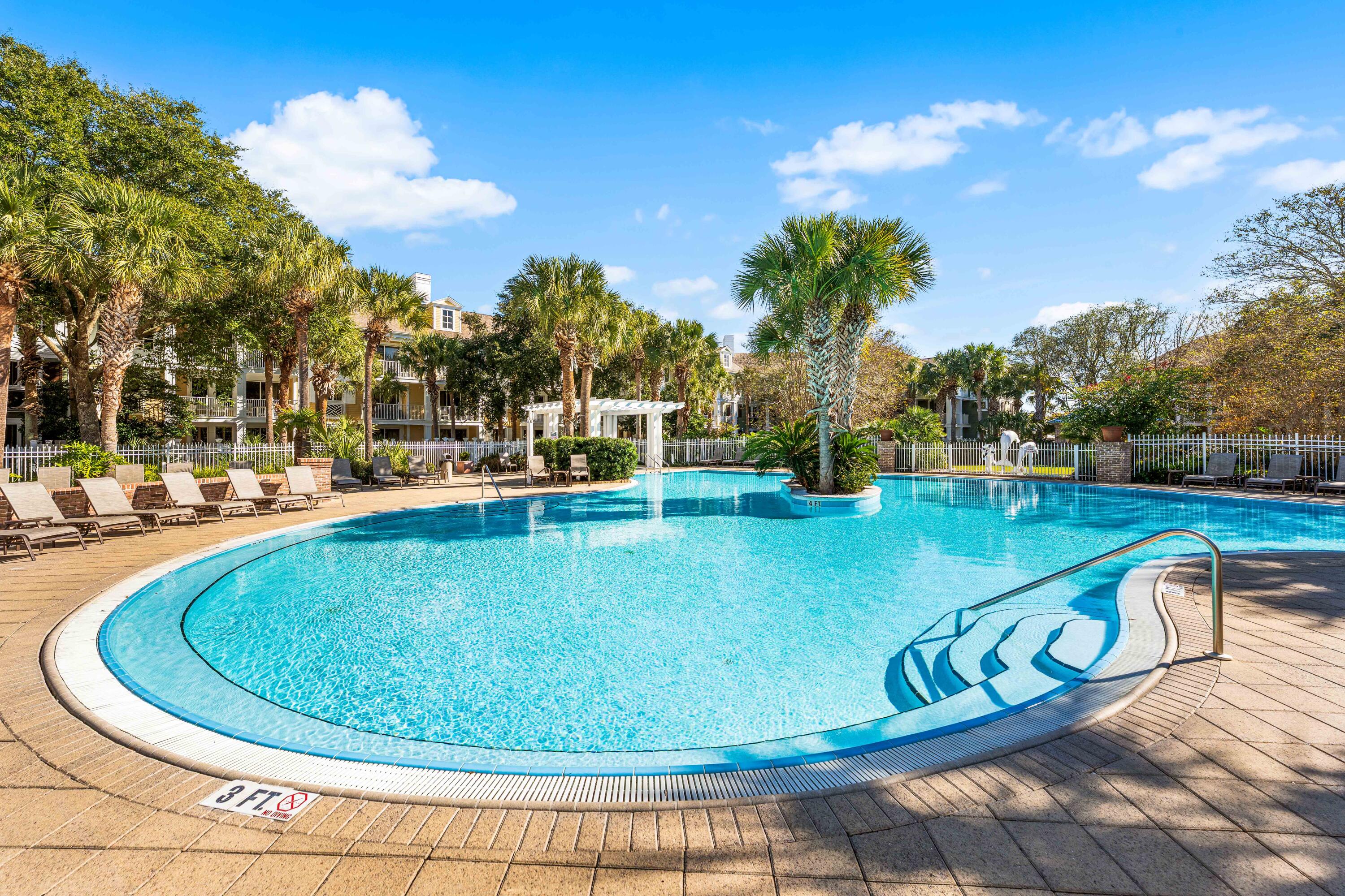 MARKET STREET INN - Residential