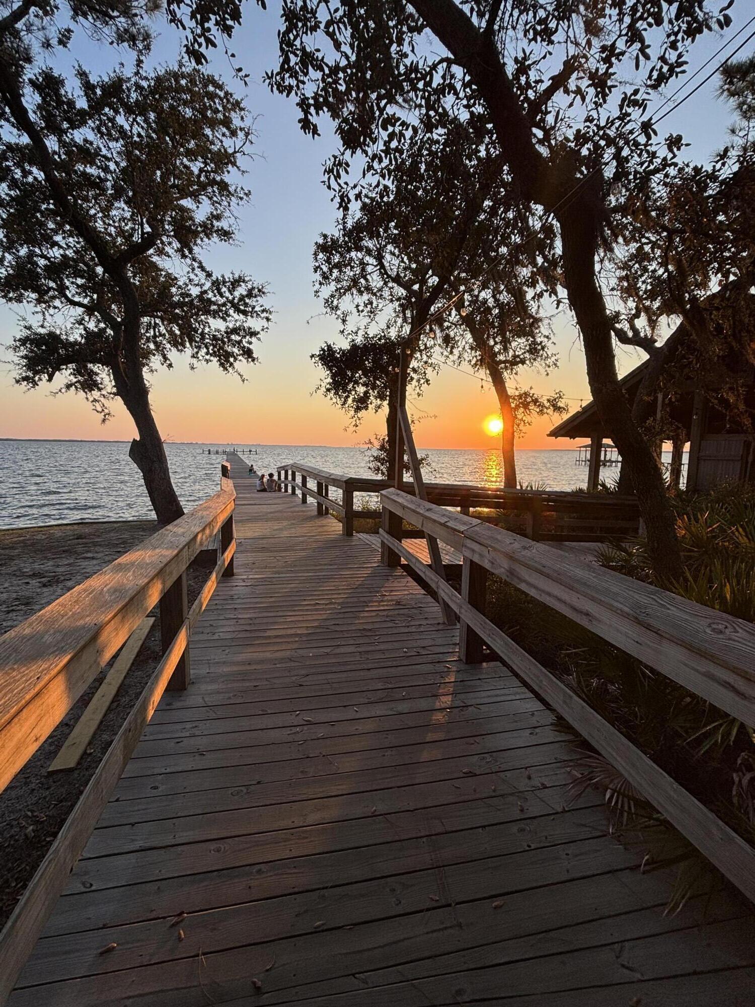 Hammock Bay Meadows - Residential