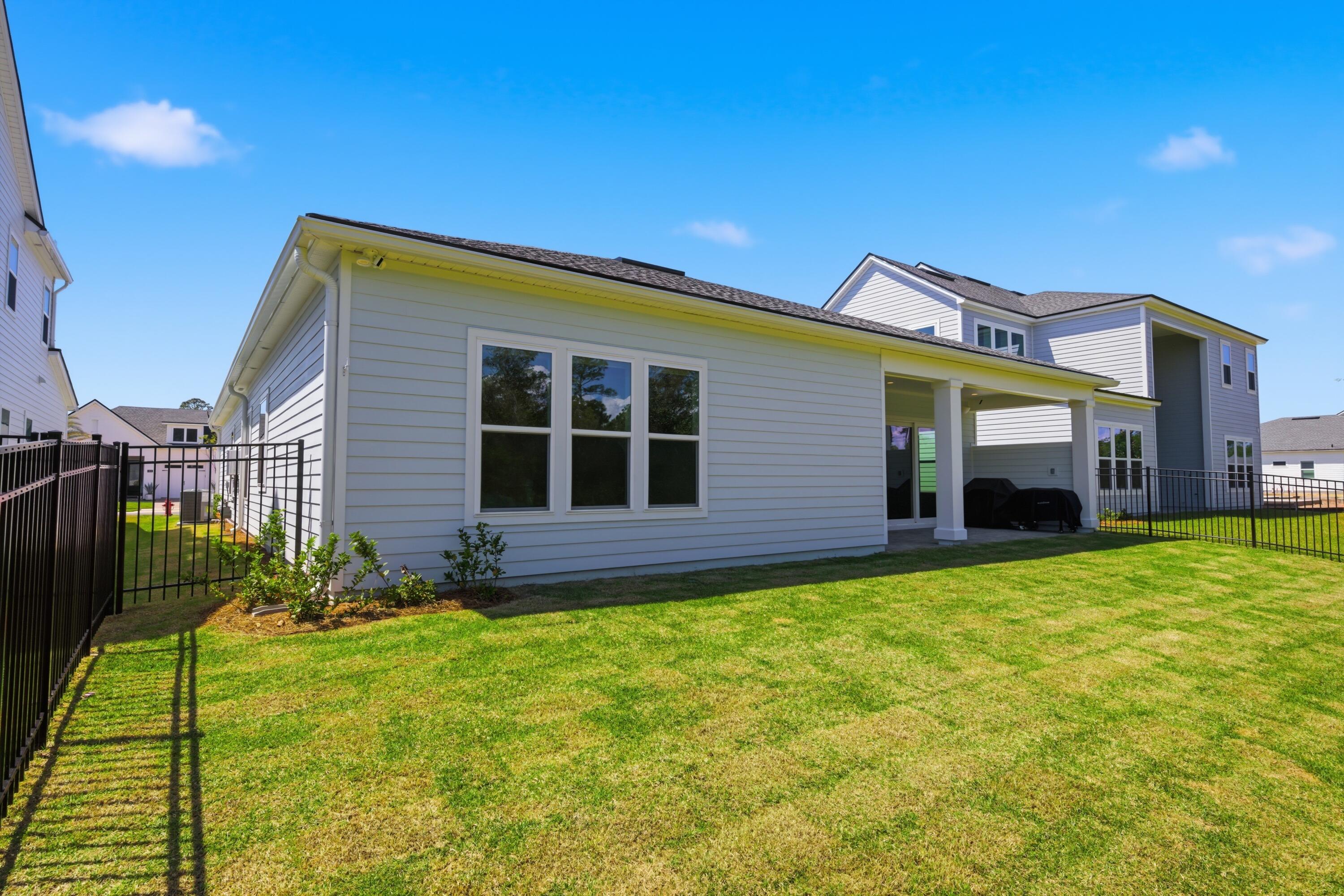 Breakwater at Ward Creek - Residential
