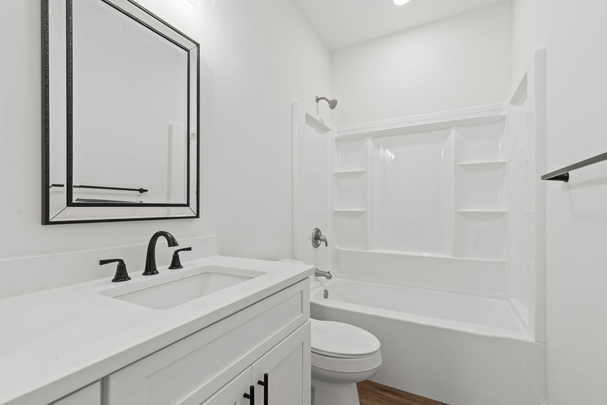 TOWN OF SANTA ROSA - Residential