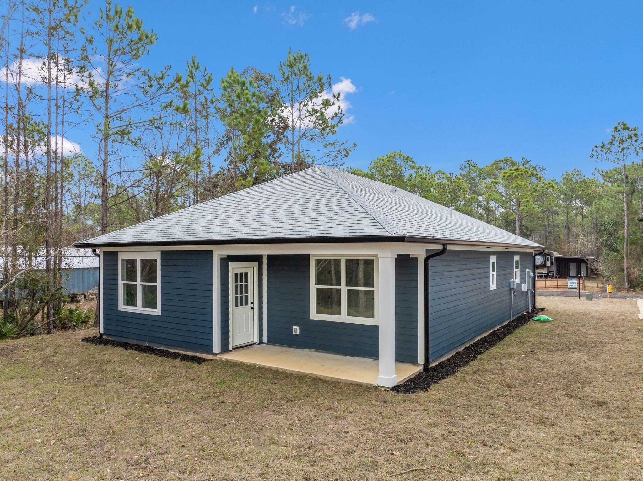 TOWN OF SANTA ROSA - Residential