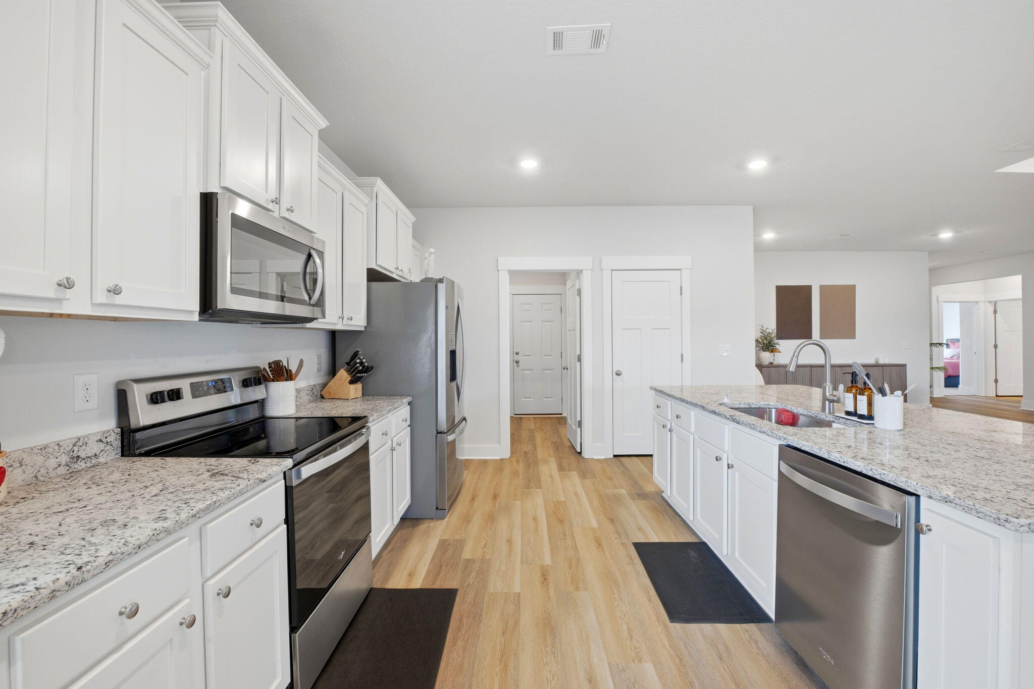 FOREST BAY ESTATES - Residential