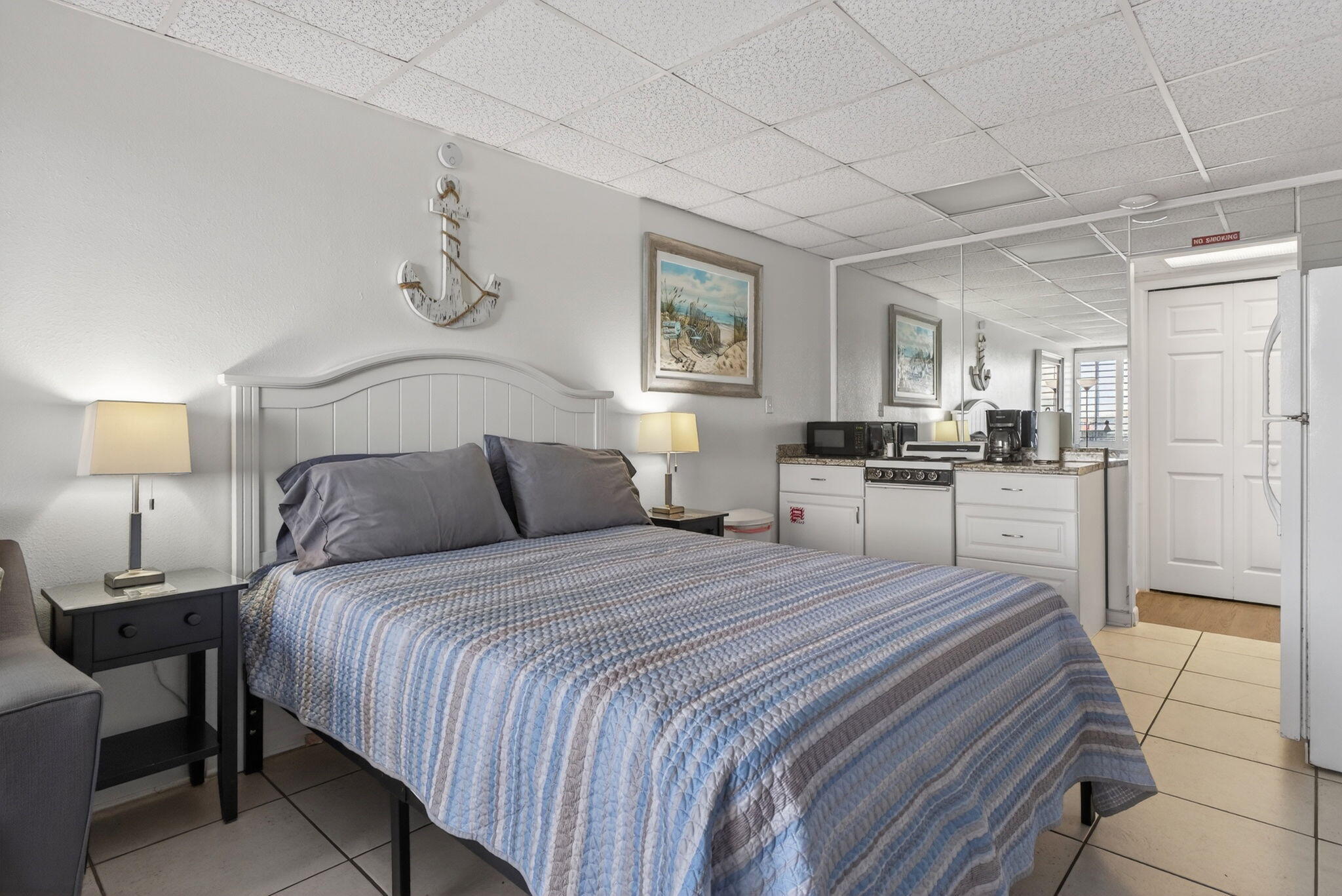 Fontainebleau Terrace - Residential