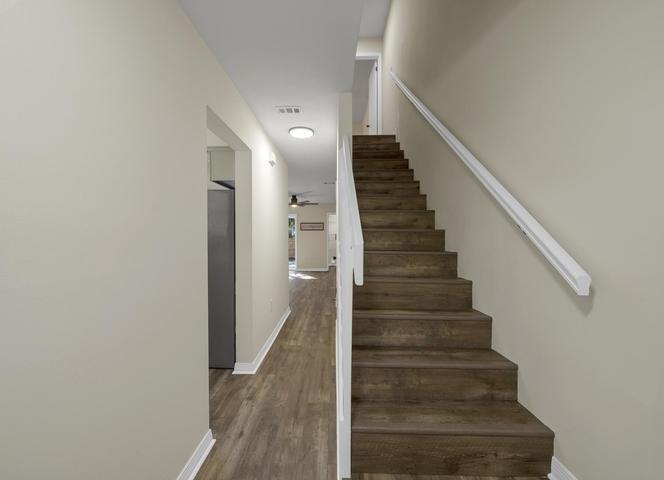 MONTAGE MANOR - Residential