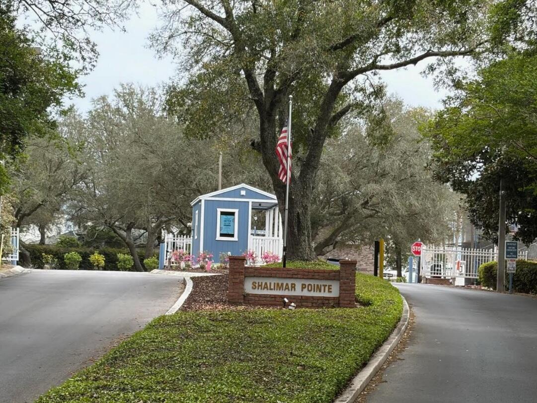 LINKS AT SHALIMAR POINTE - Residential