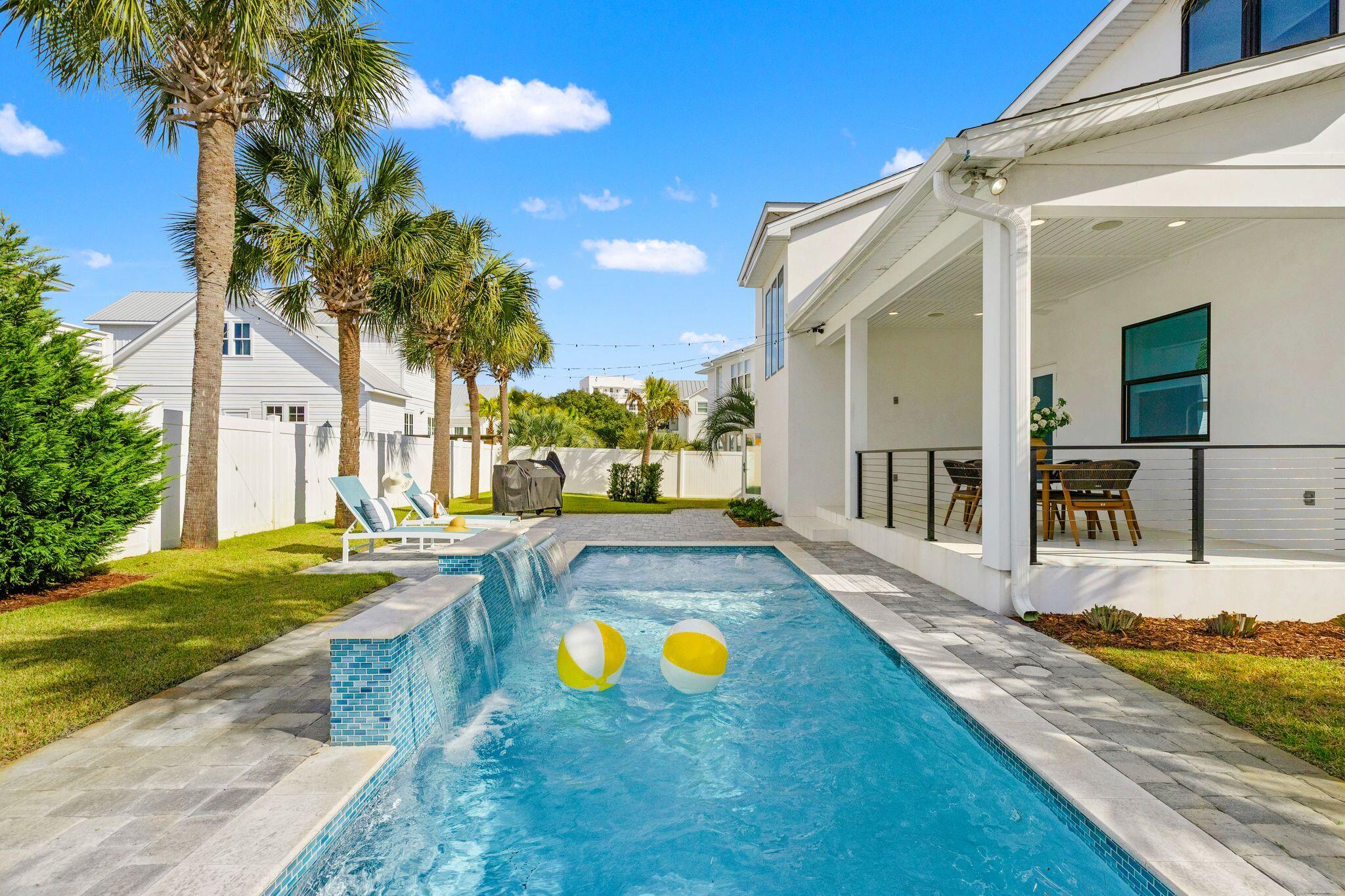 SAND CLIFFS - Residential