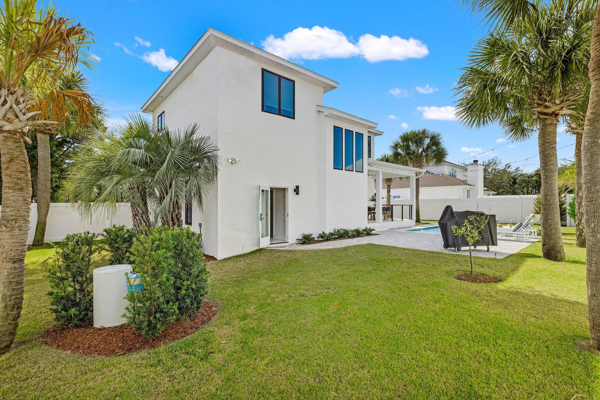 SAND CLIFFS - Residential