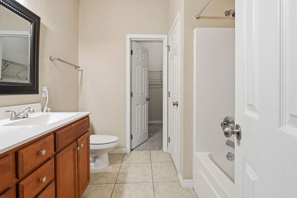 Savannah Heights T/H - Residential