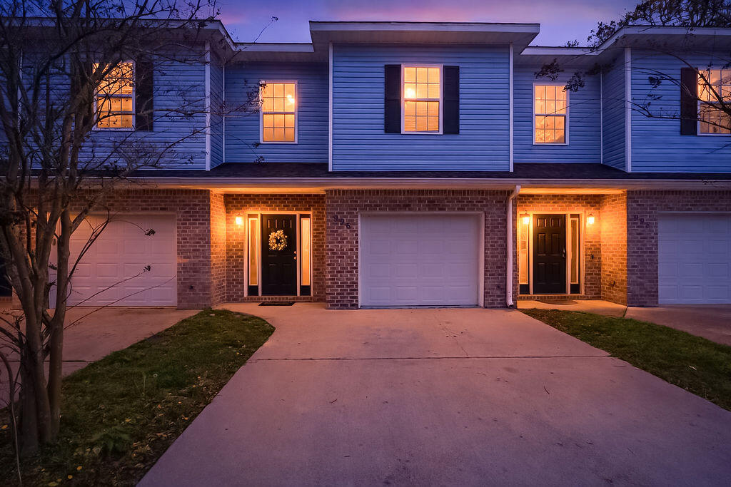 Savannah Heights T/H - Residential