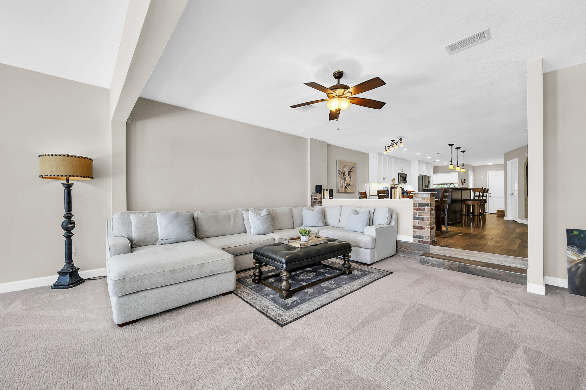 WATER OAKS 2 T/H - Residential