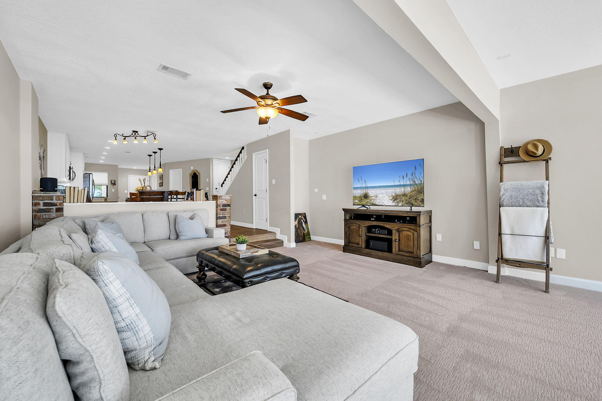 WATER OAKS 2 T/H - Residential