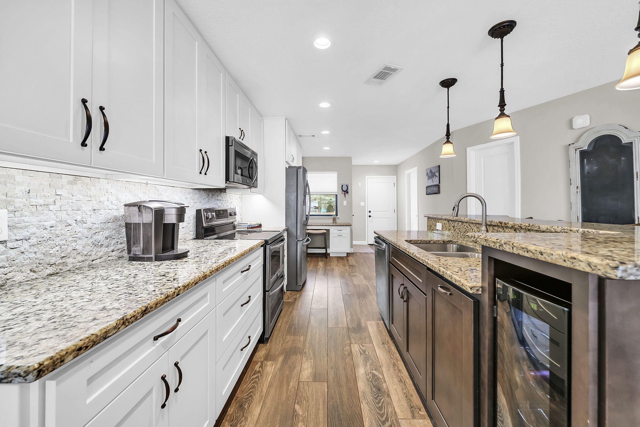 WATER OAKS 2 T/H - Residential