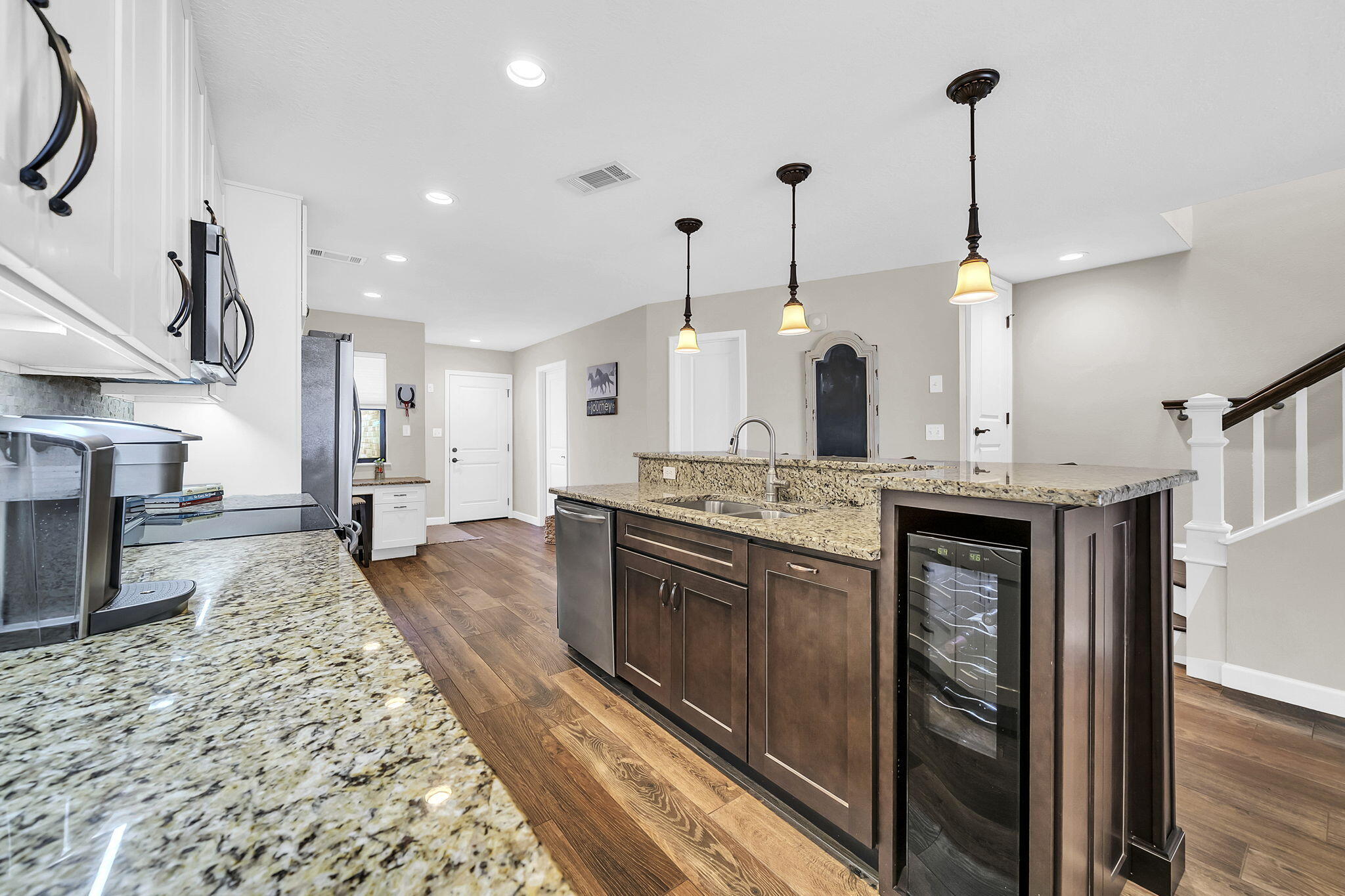 WATER OAKS 2 T/H - Residential