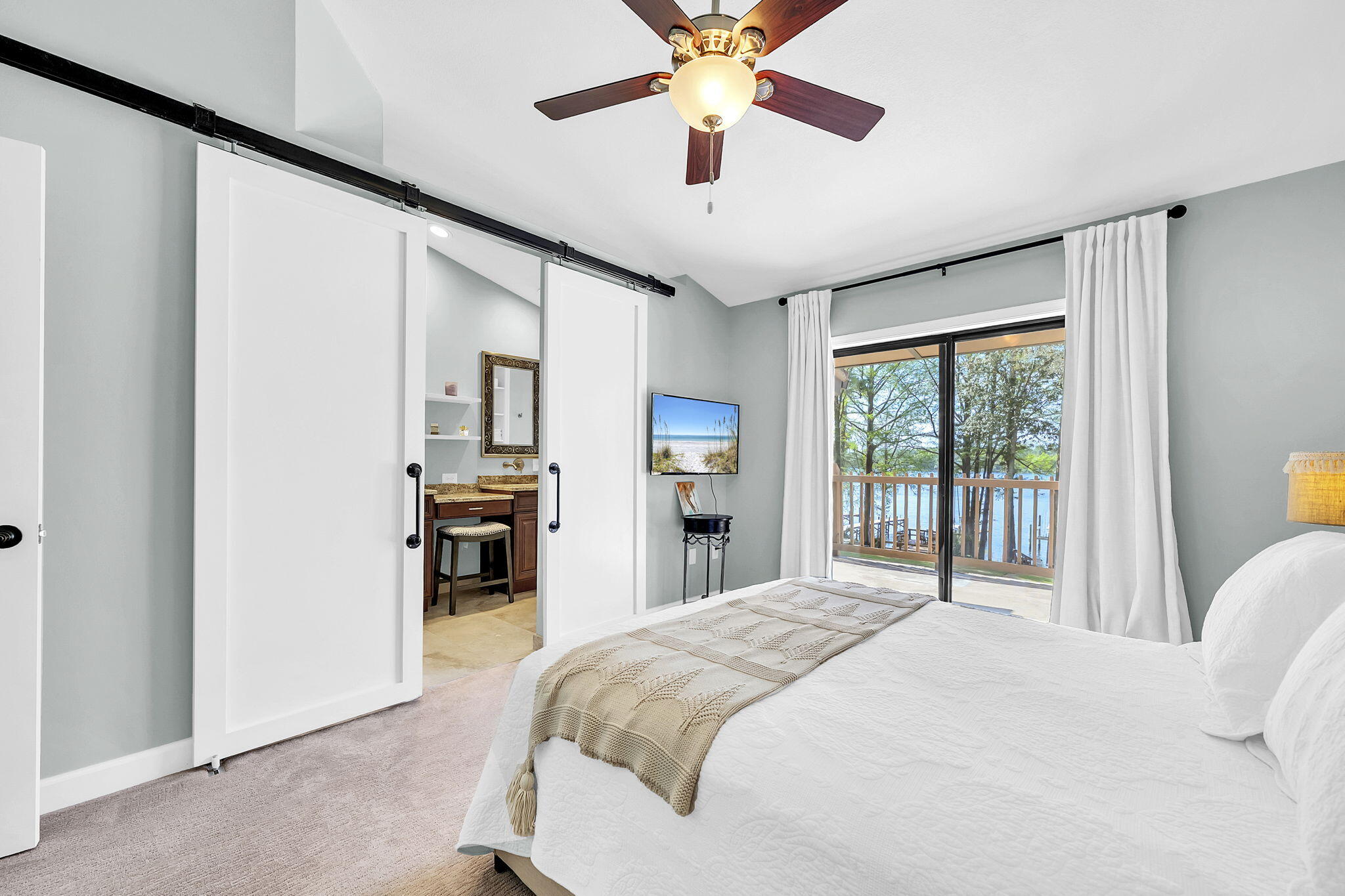 WATER OAKS 2 T/H - Residential