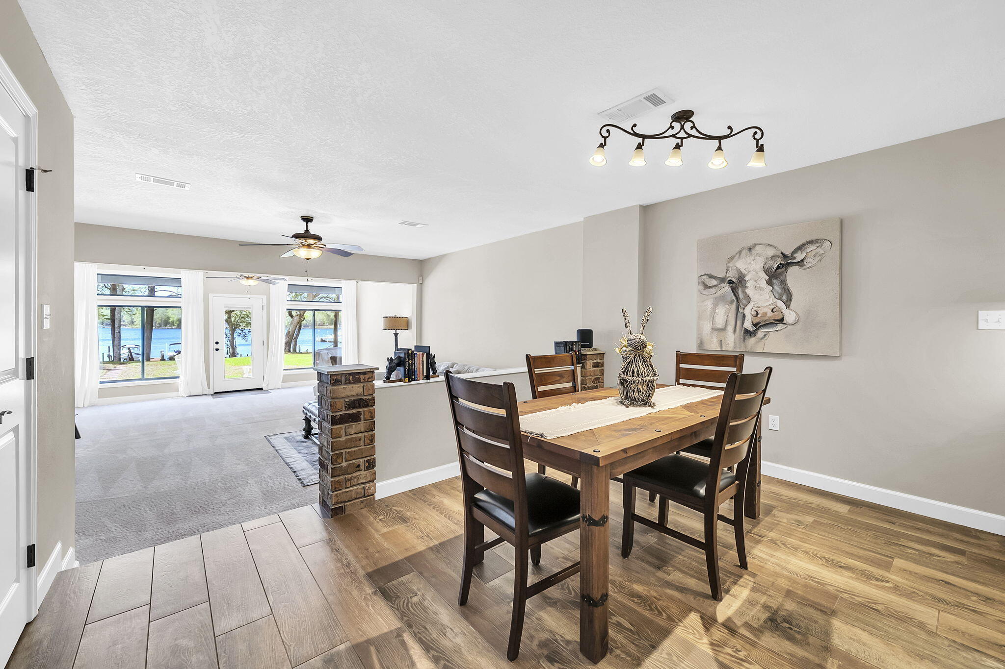 WATER OAKS 2 T/H - Residential