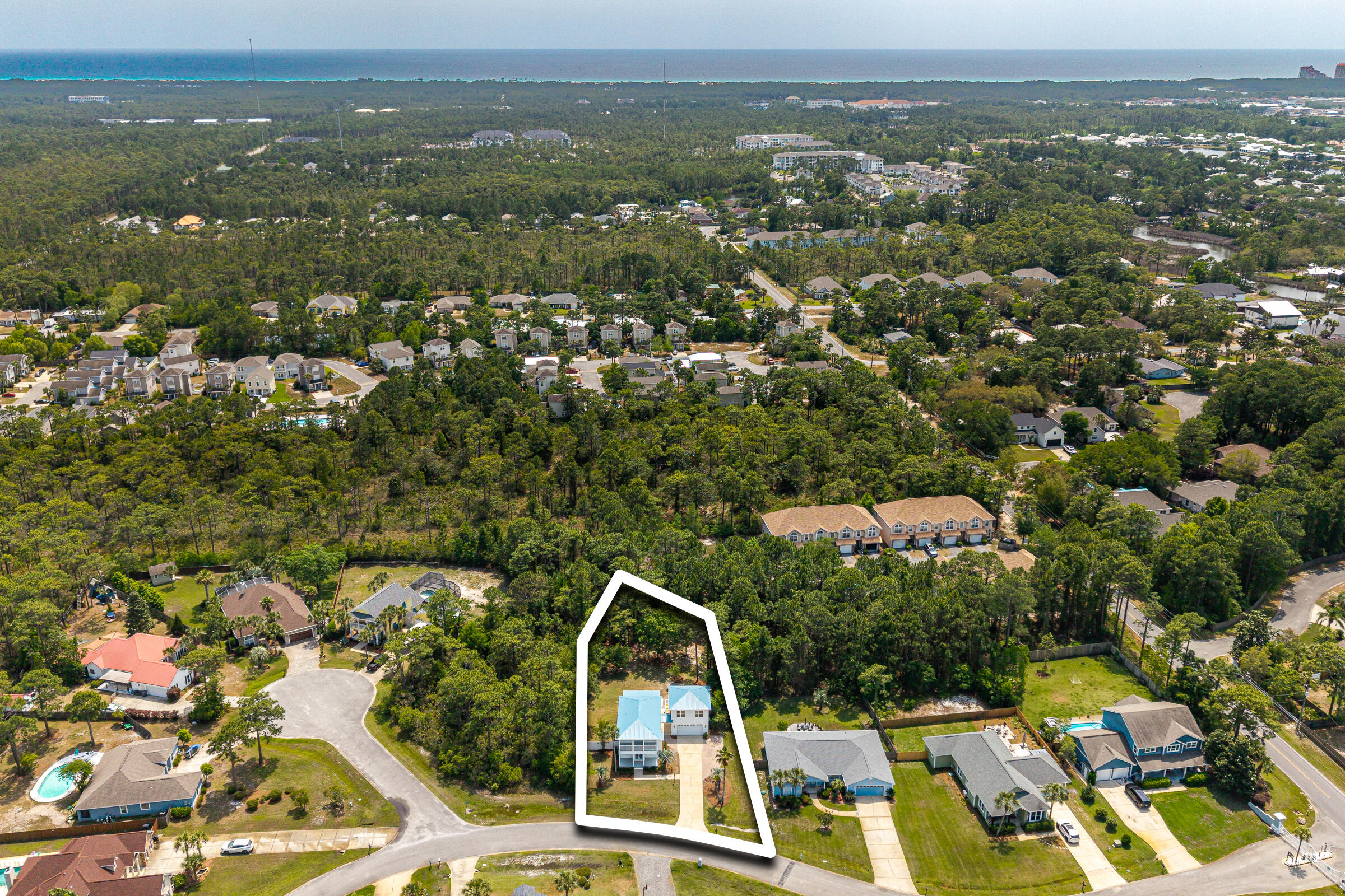 PELICAN BAY S/D - Residential