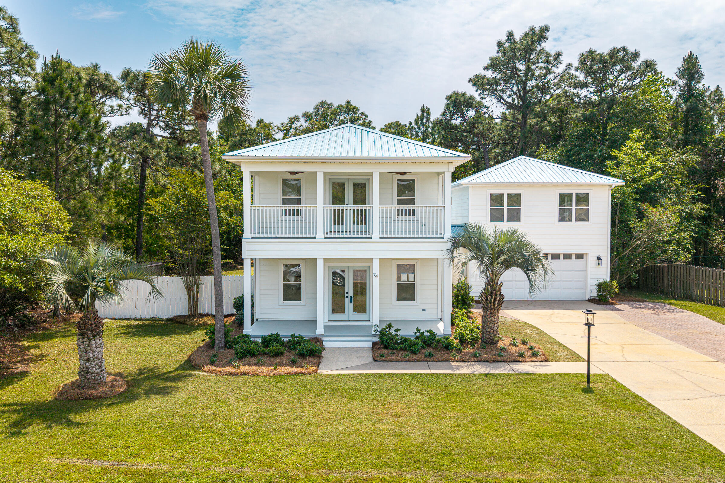 PELICAN BAY S/D - Residential