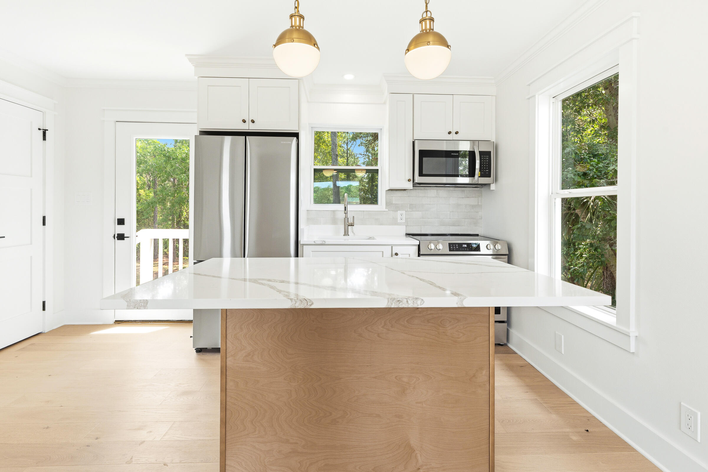 PELICAN BAY S/D - Residential