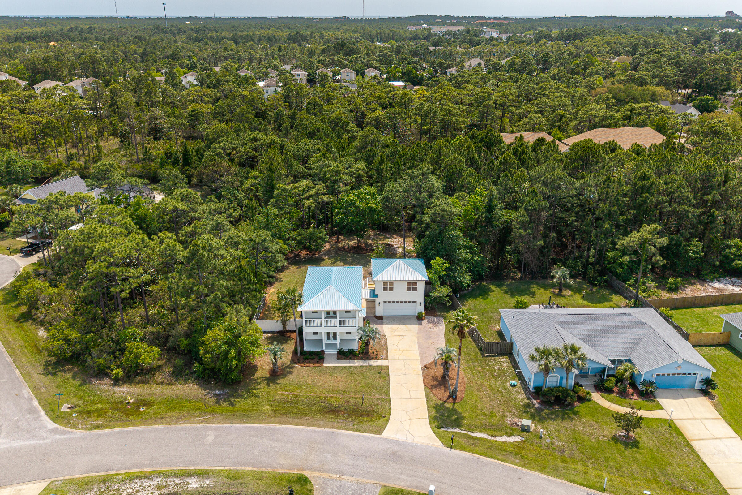 PELICAN BAY S/D - Residential