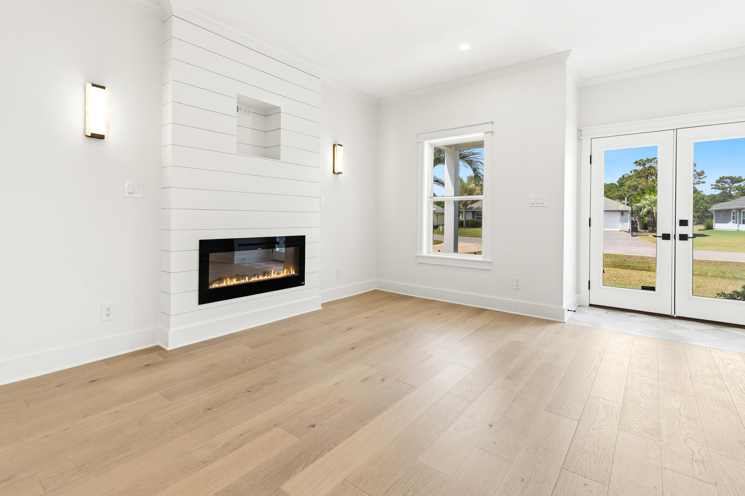 PELICAN BAY S/D - Residential