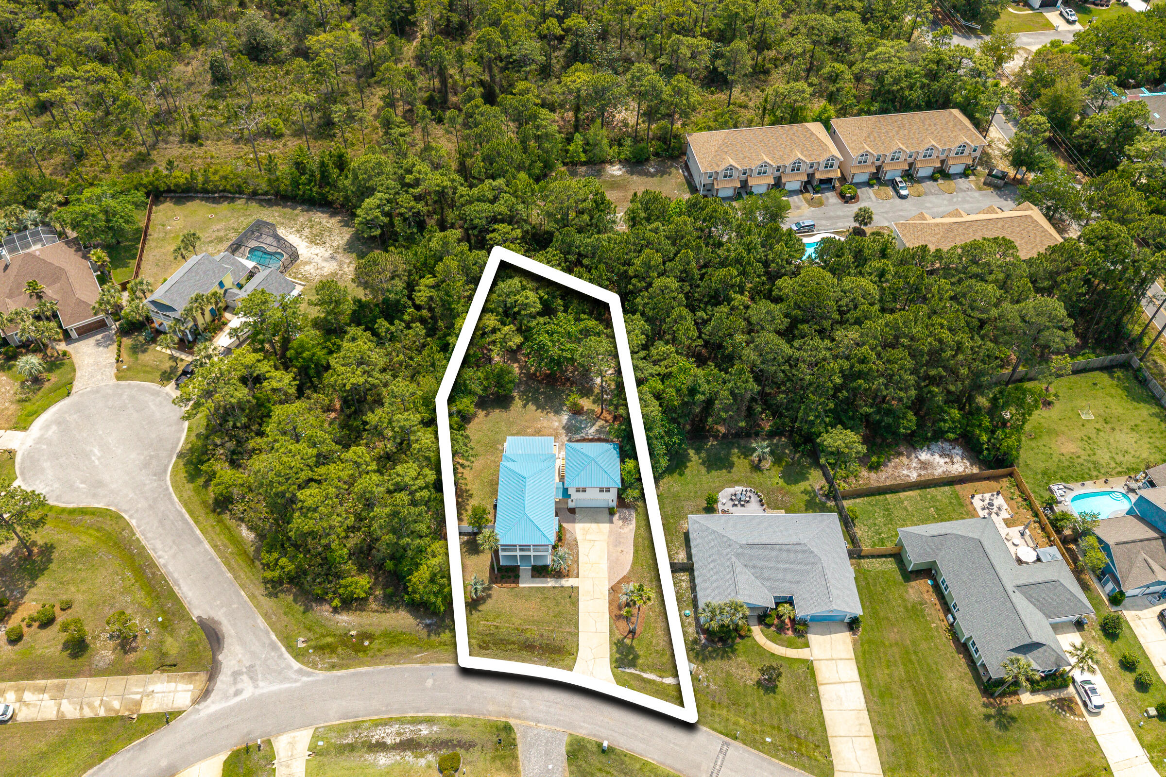 PELICAN BAY S/D - Residential