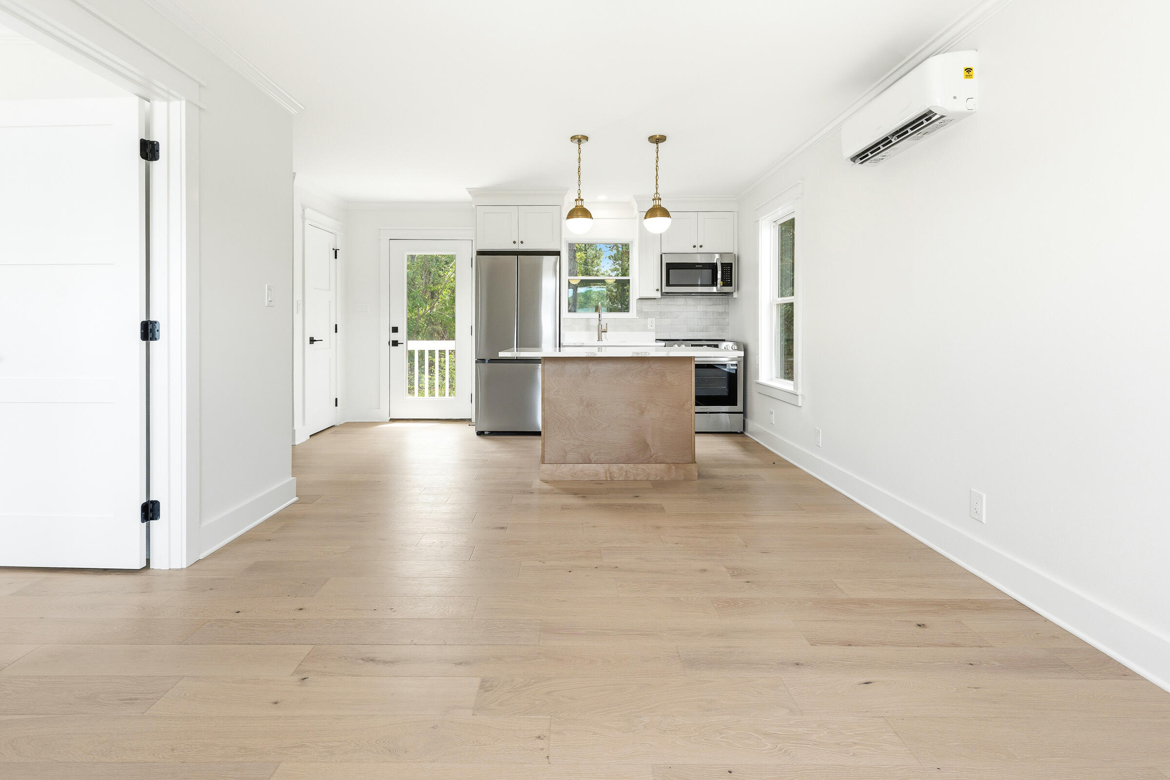 PELICAN BAY S/D - Residential