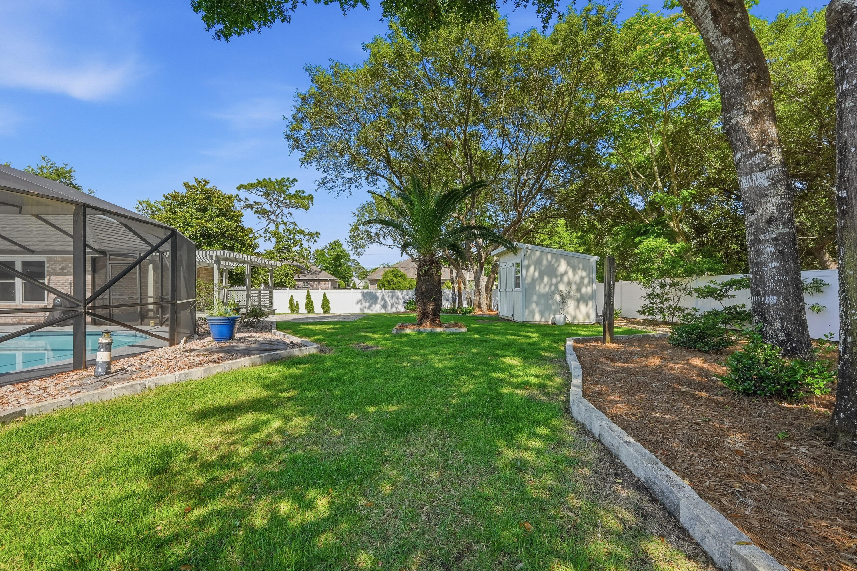 QUAIL TRAIL 2 - Residential