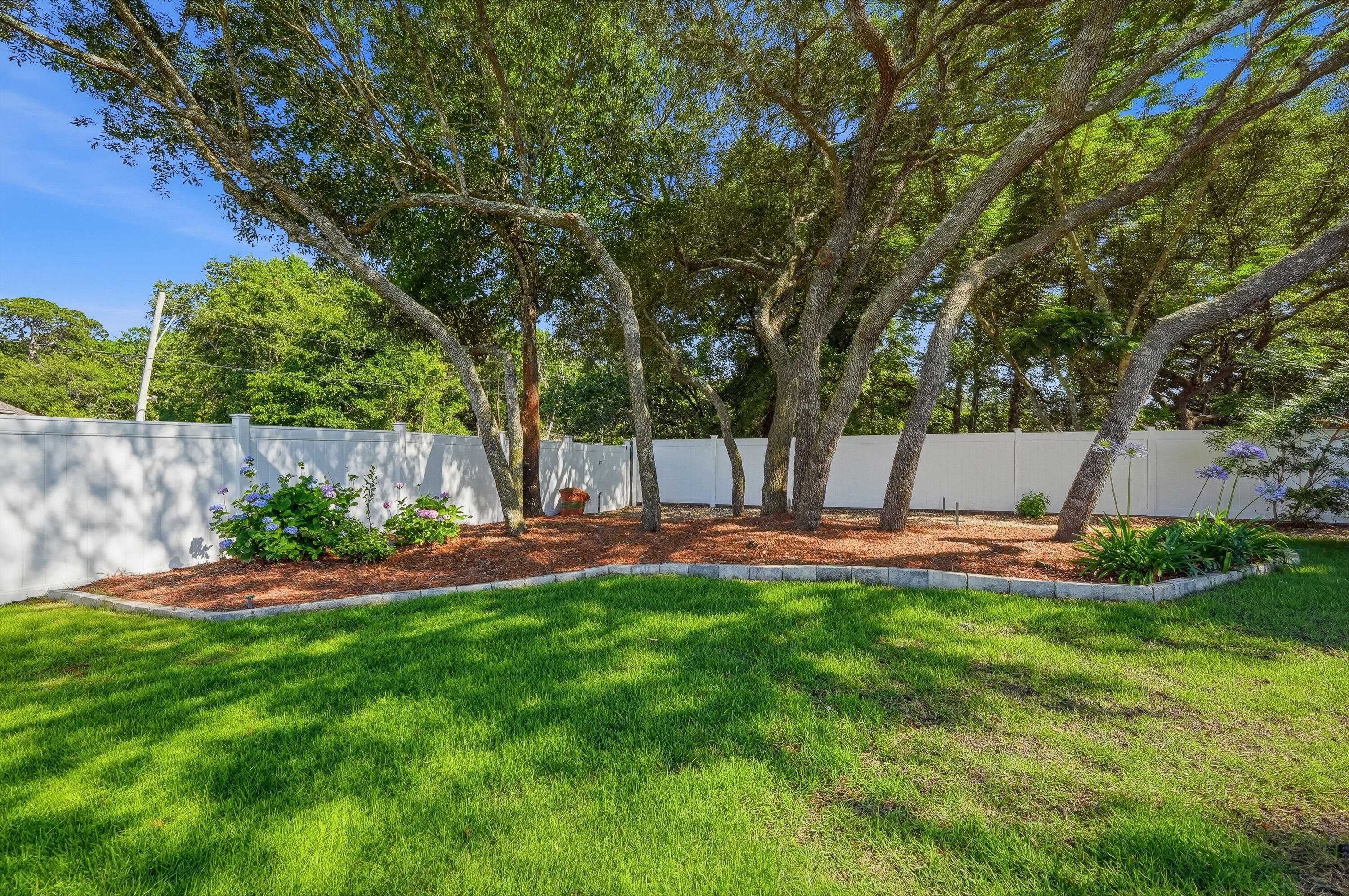 QUAIL TRAIL 2 - Residential
