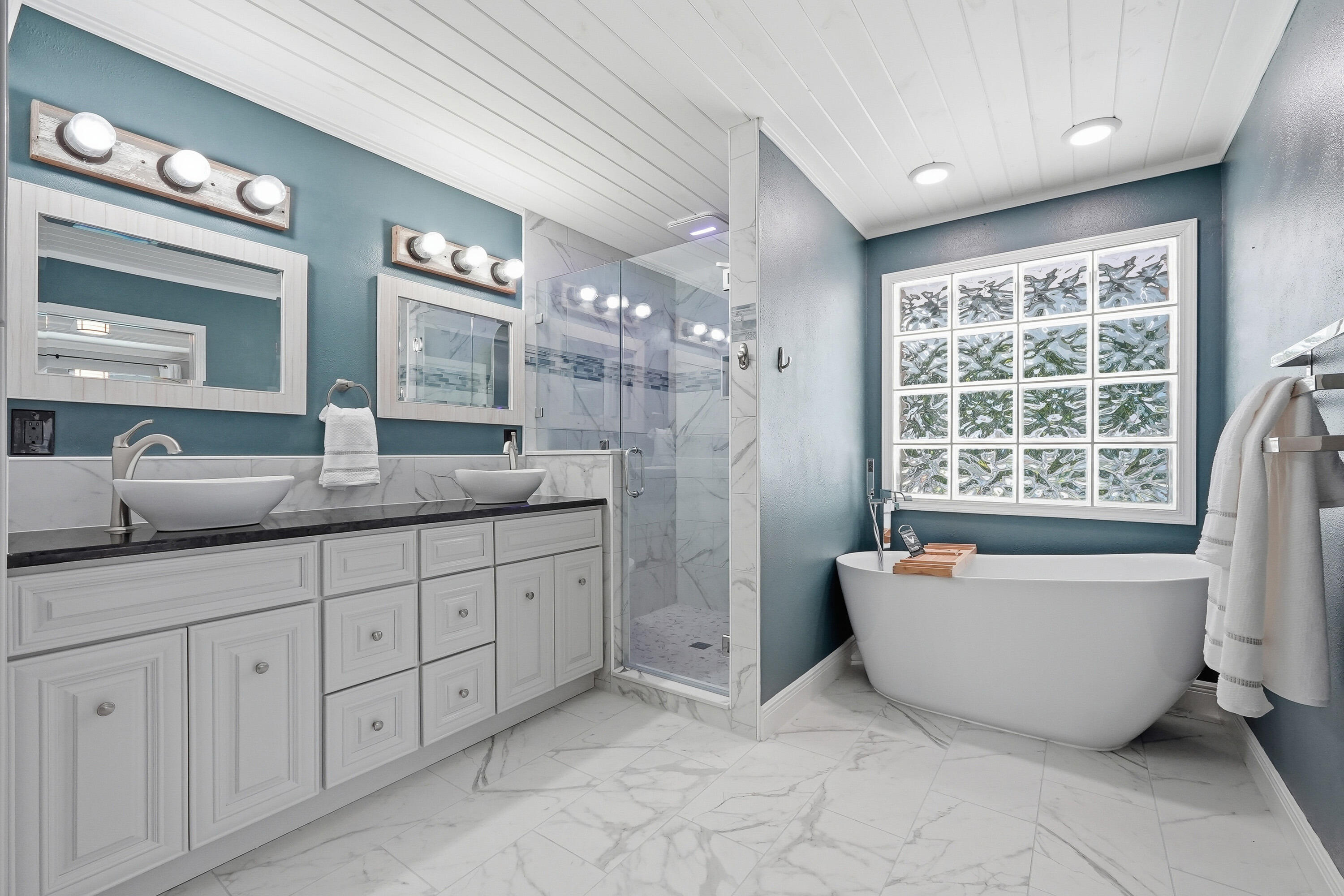 QUAIL TRAIL 2 - Residential