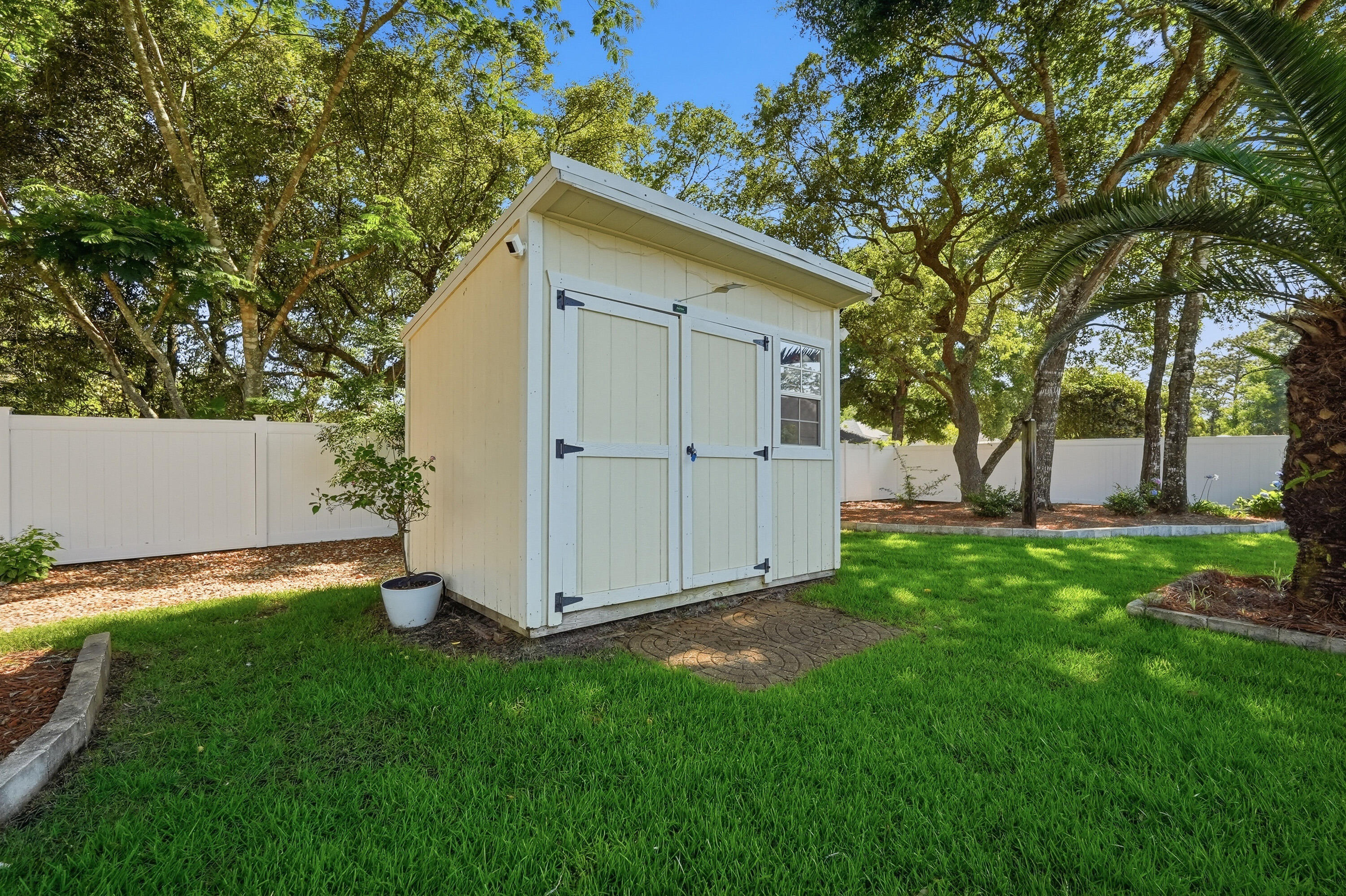 QUAIL TRAIL 2 - Residential