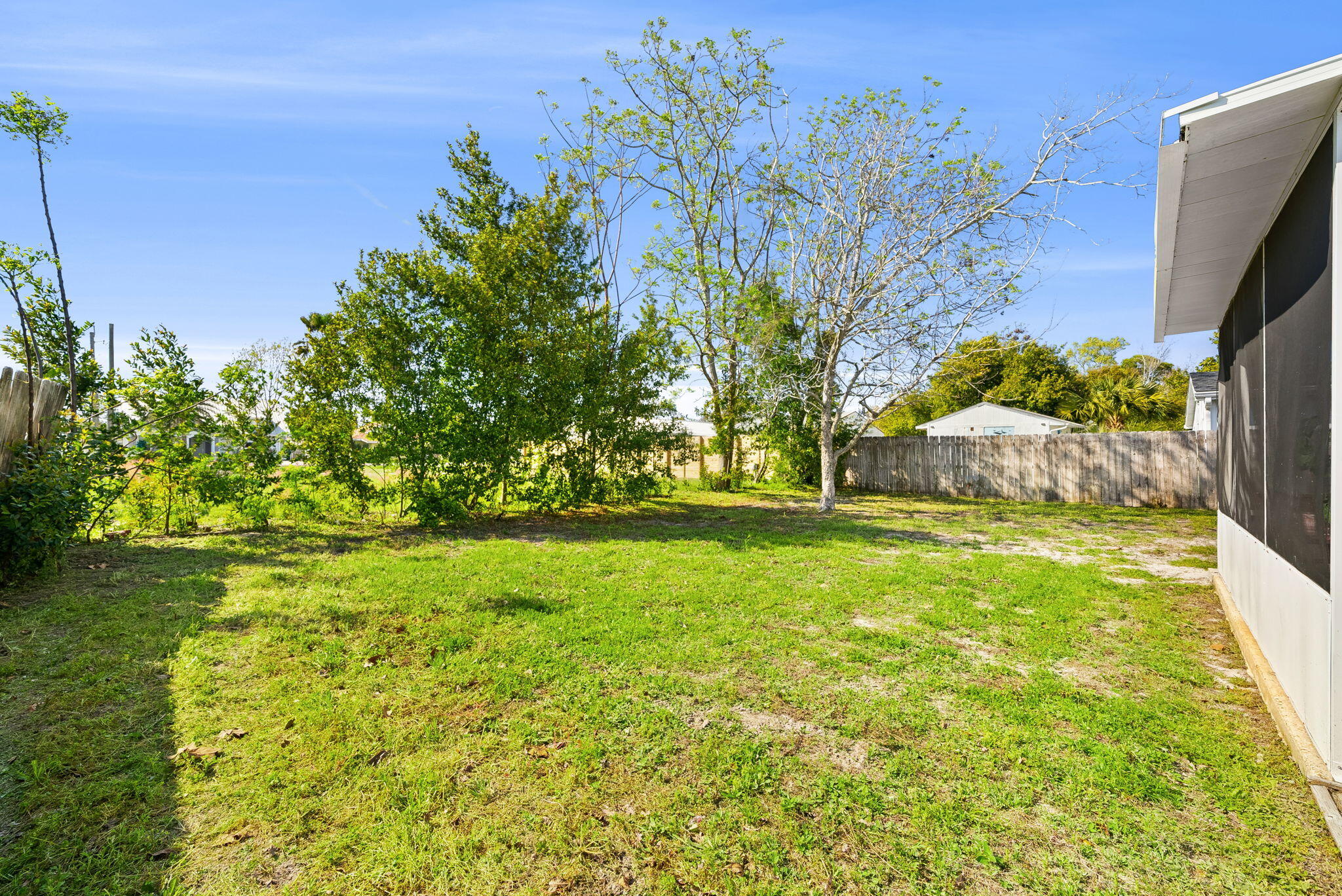 EL CENTRO BEACH - Residential