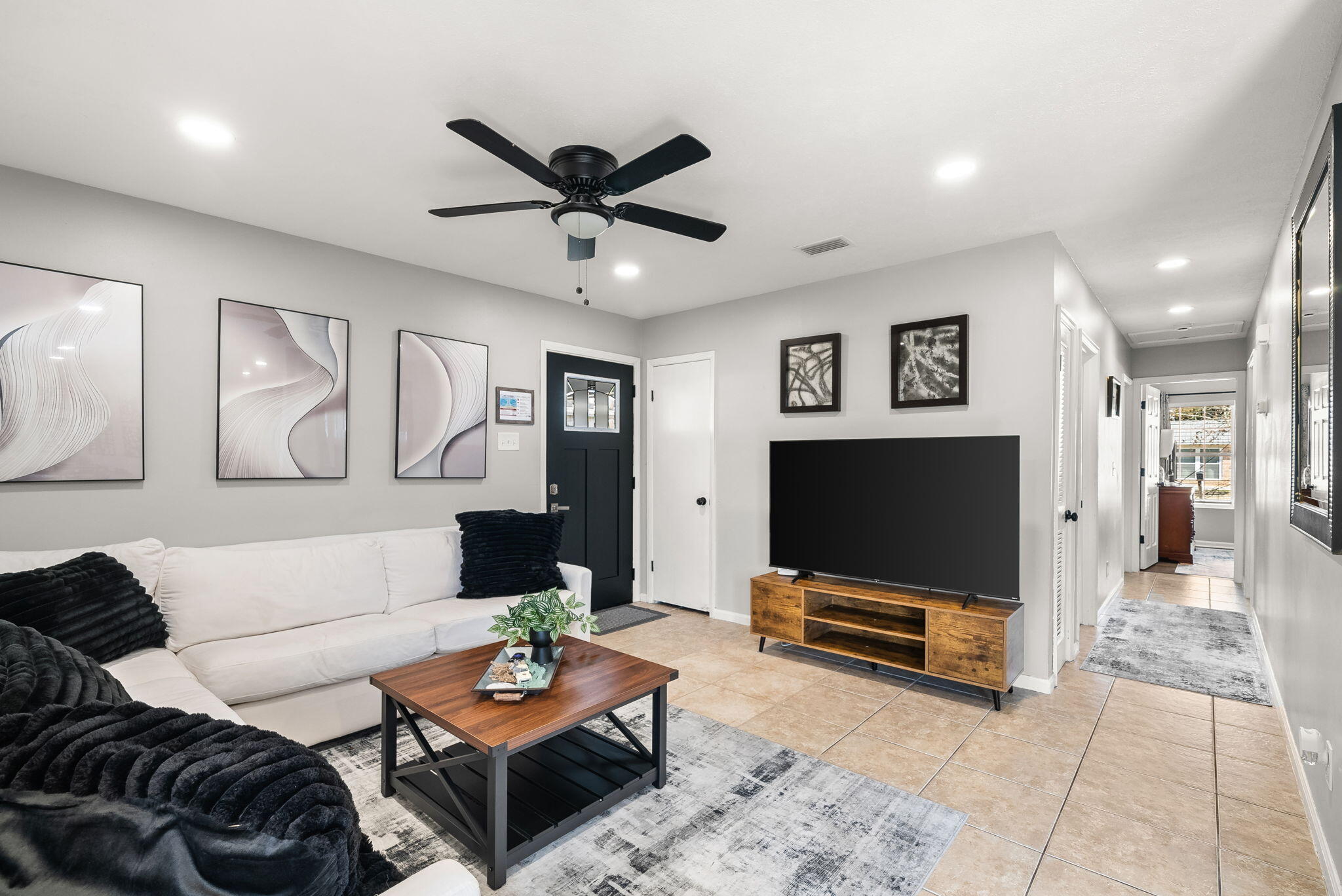 EL CENTRO BEACH - Residential