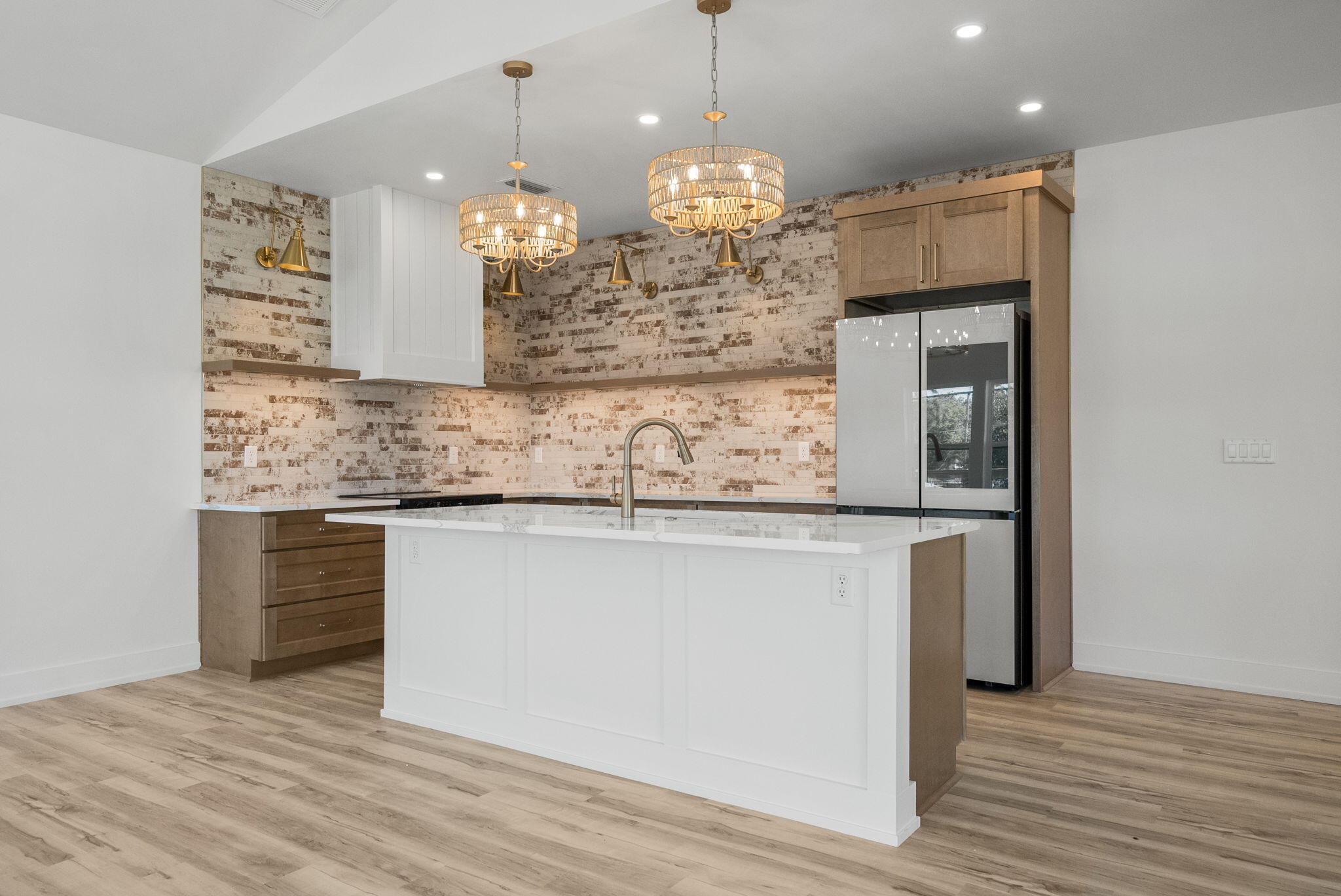 RIVIERA BEACH - Residential