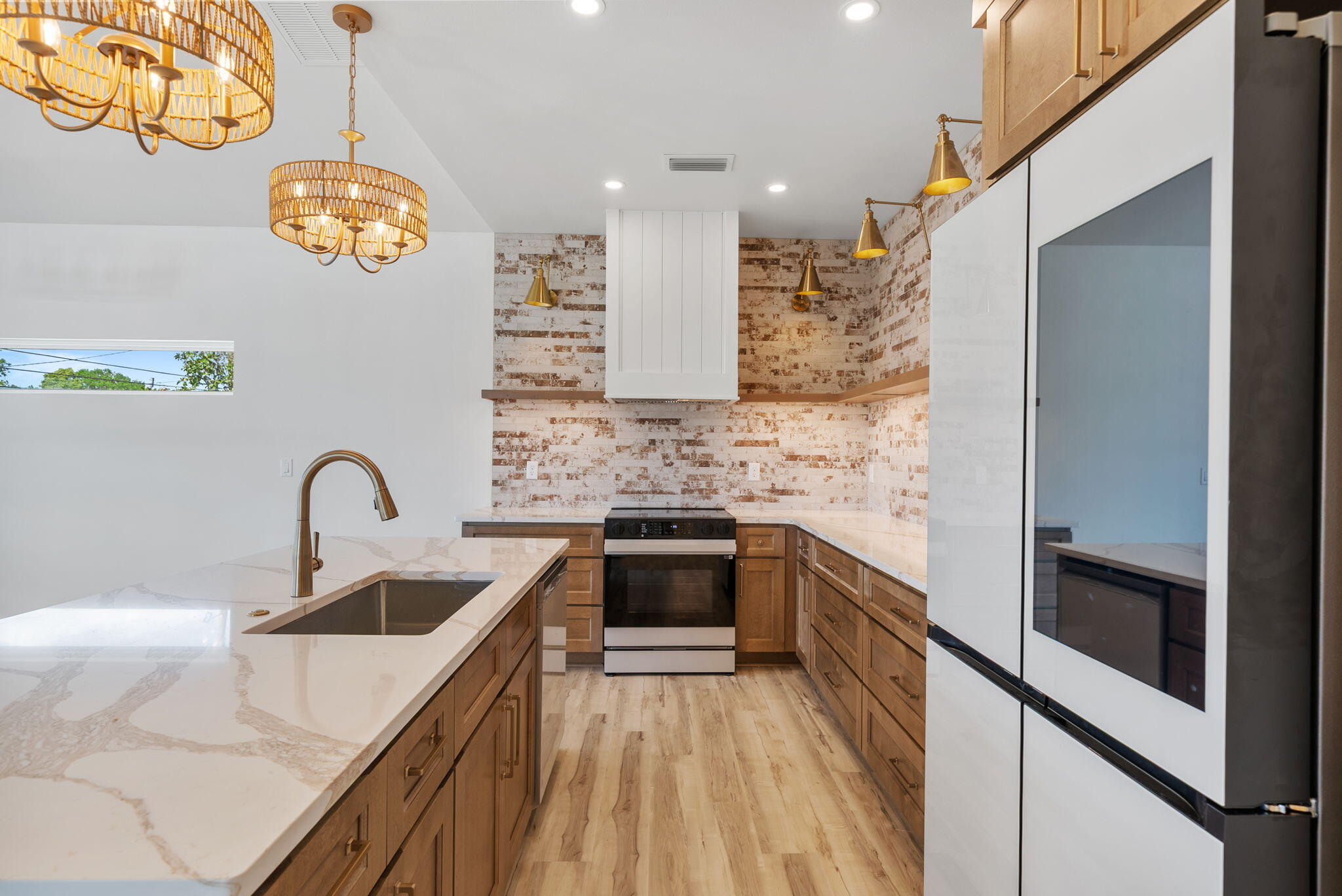 RIVIERA BEACH - Residential