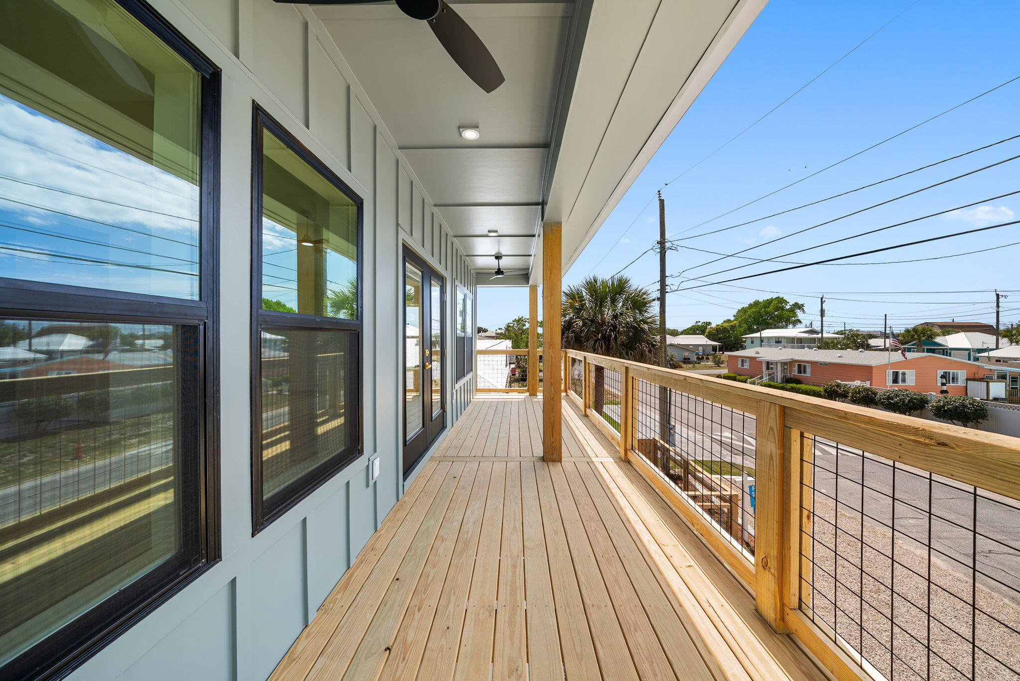 RIVIERA BEACH - Residential