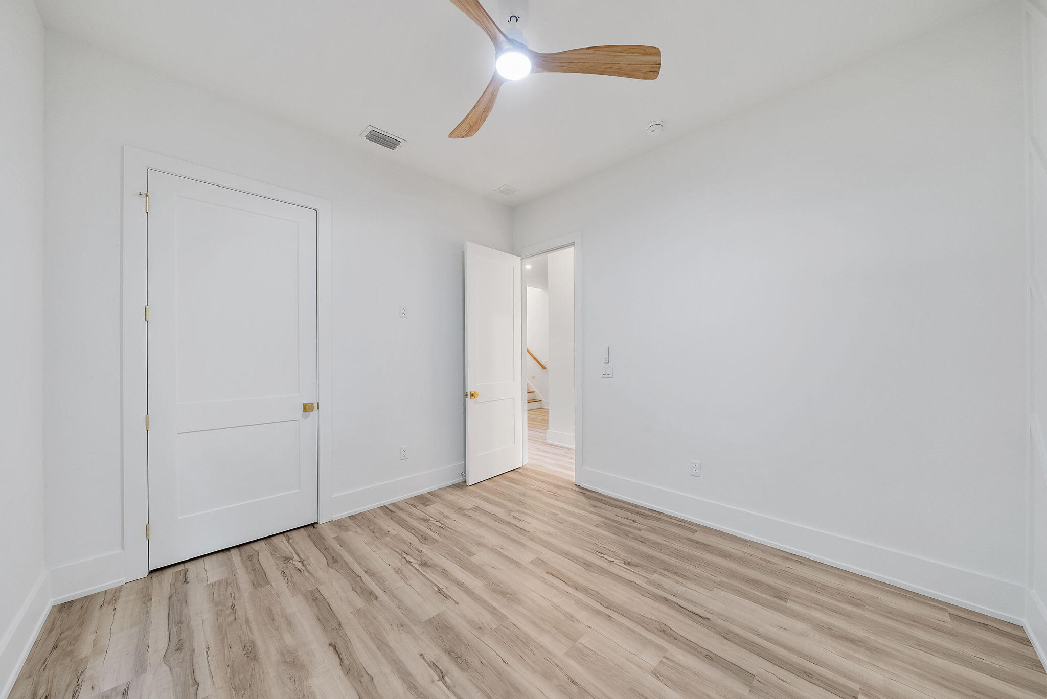 RIVIERA BEACH - Residential