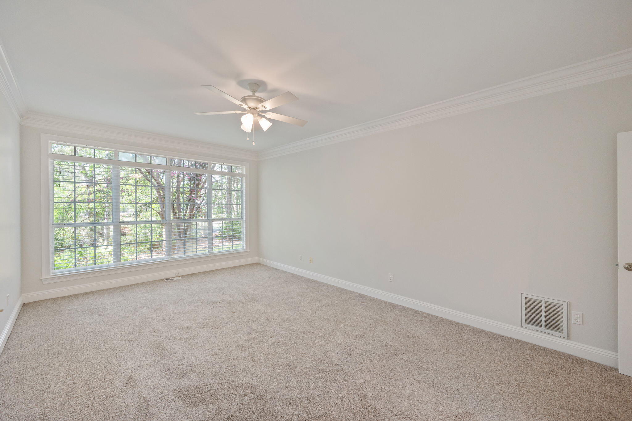 OAKMONT PLACE - Residential