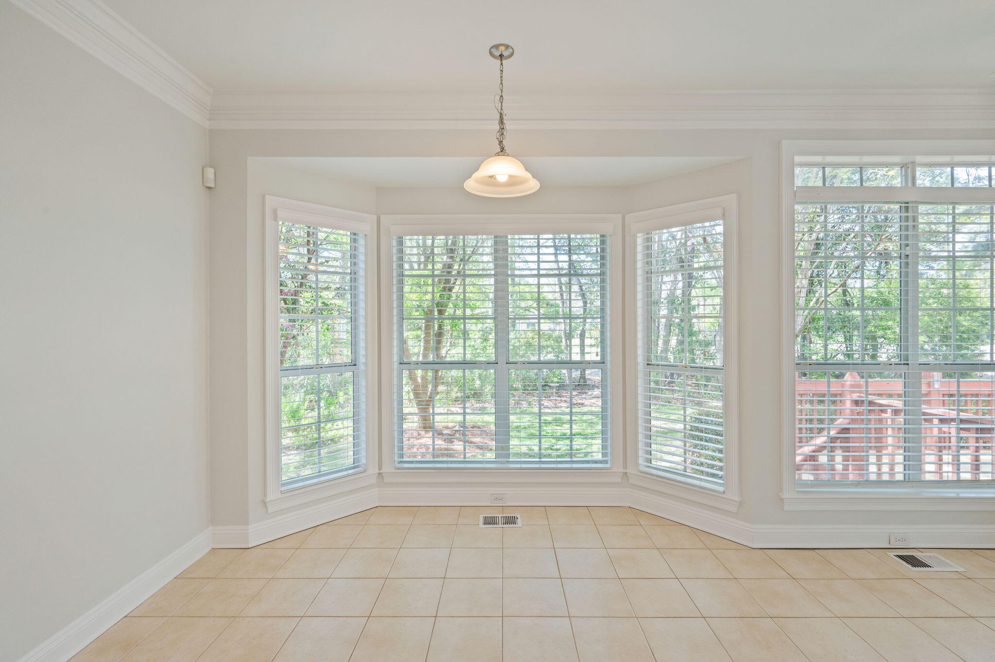 OAKMONT PLACE - Residential