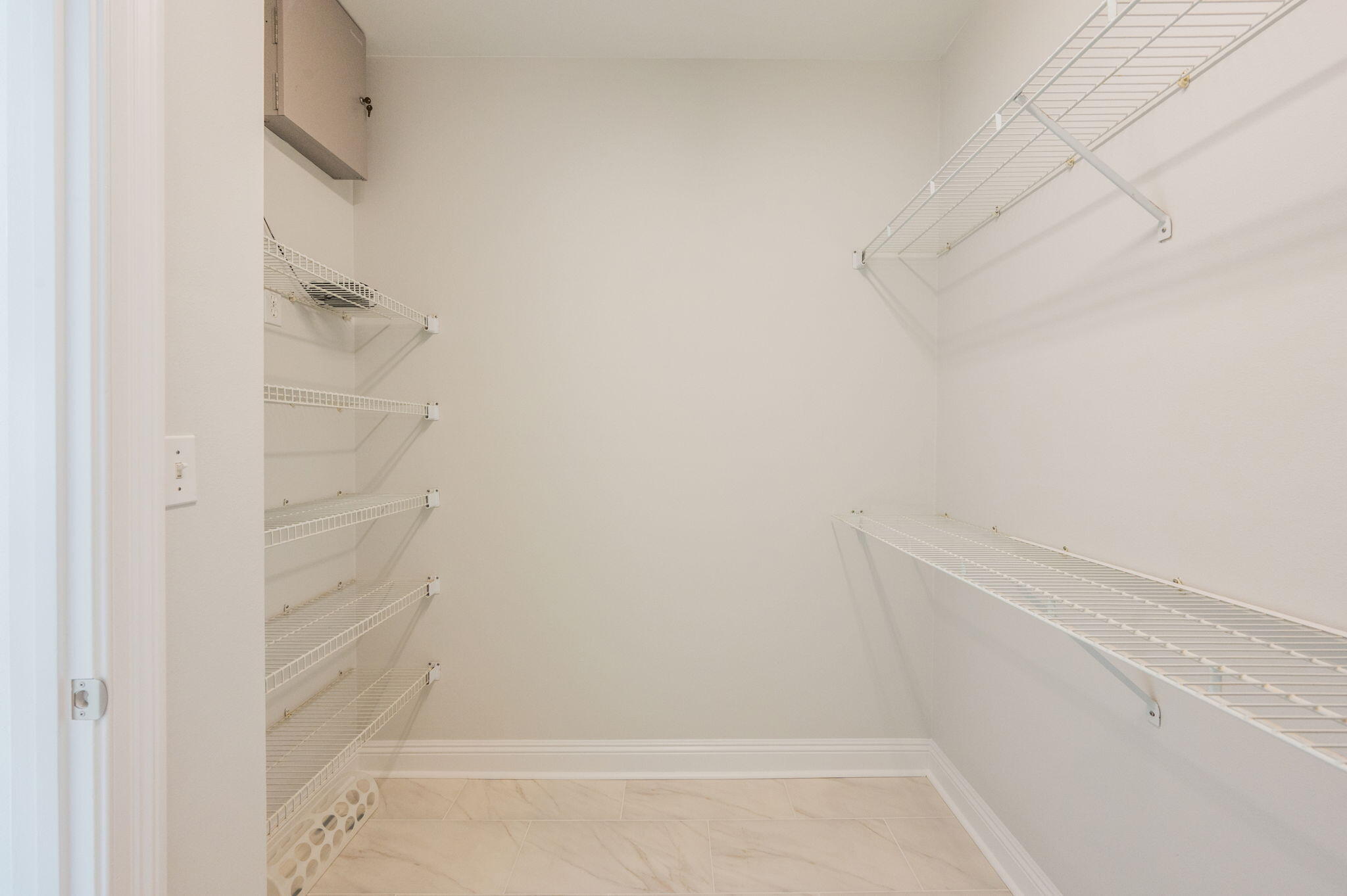 OAKMONT PLACE - Residential