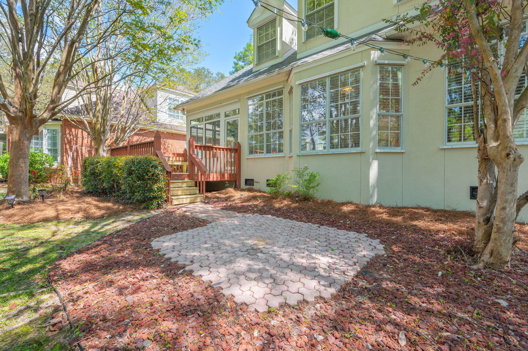 OAKMONT PLACE - Residential