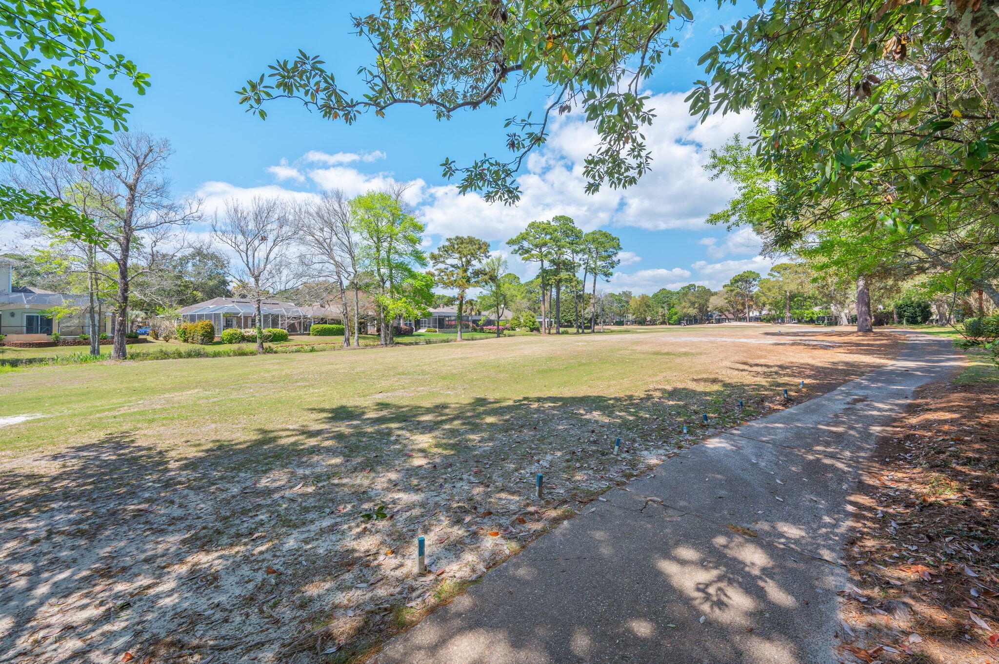 OAKMONT PLACE - Residential