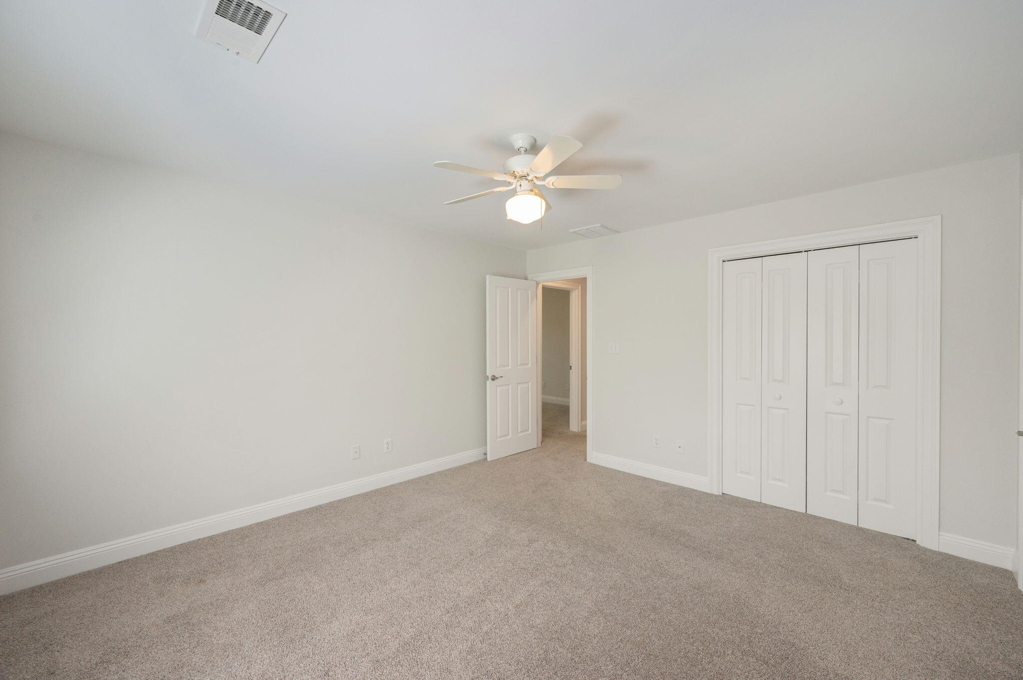 OAKMONT PLACE - Residential