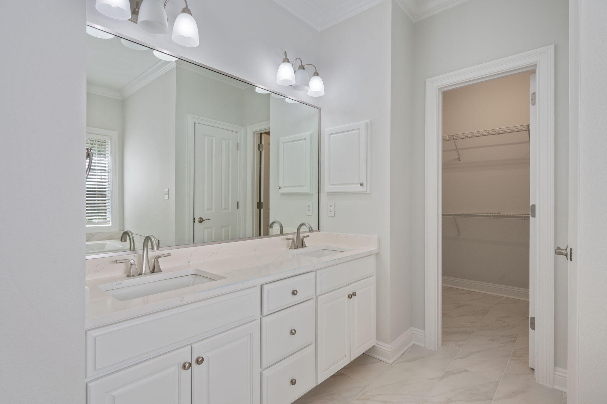 OAKMONT PLACE - Residential