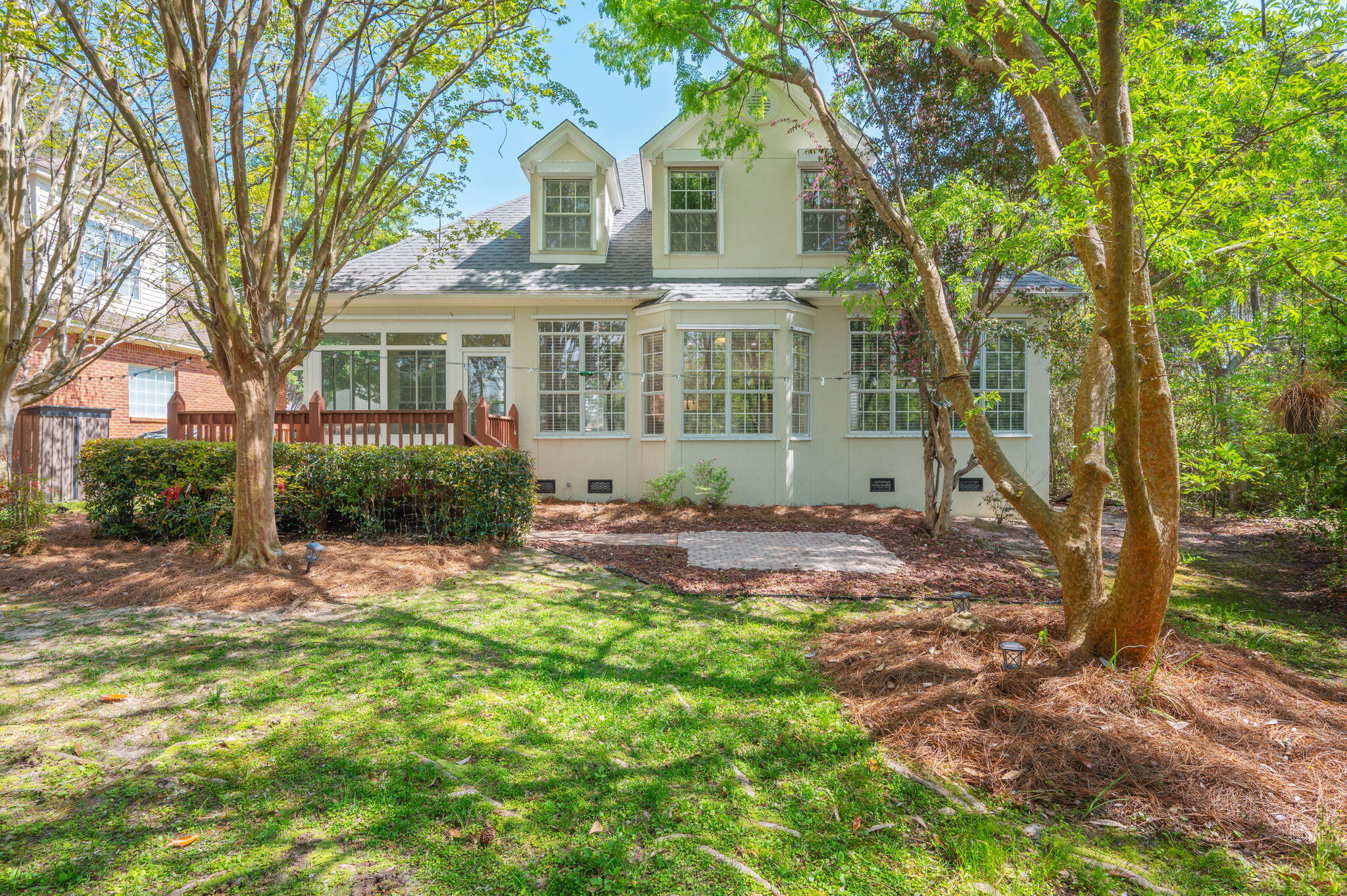 OAKMONT PLACE - Residential