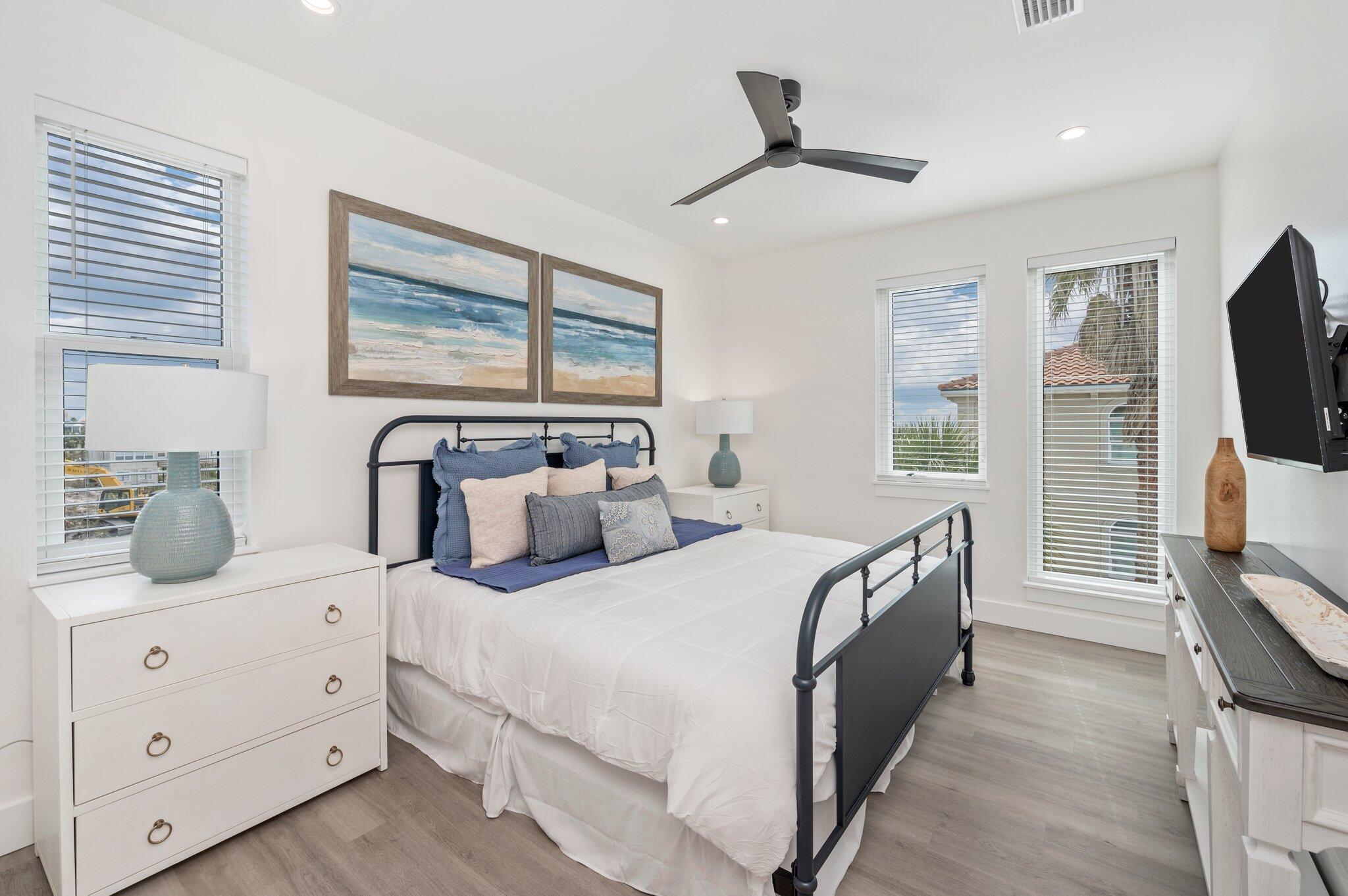 MIRAMAR BEACH - Residential