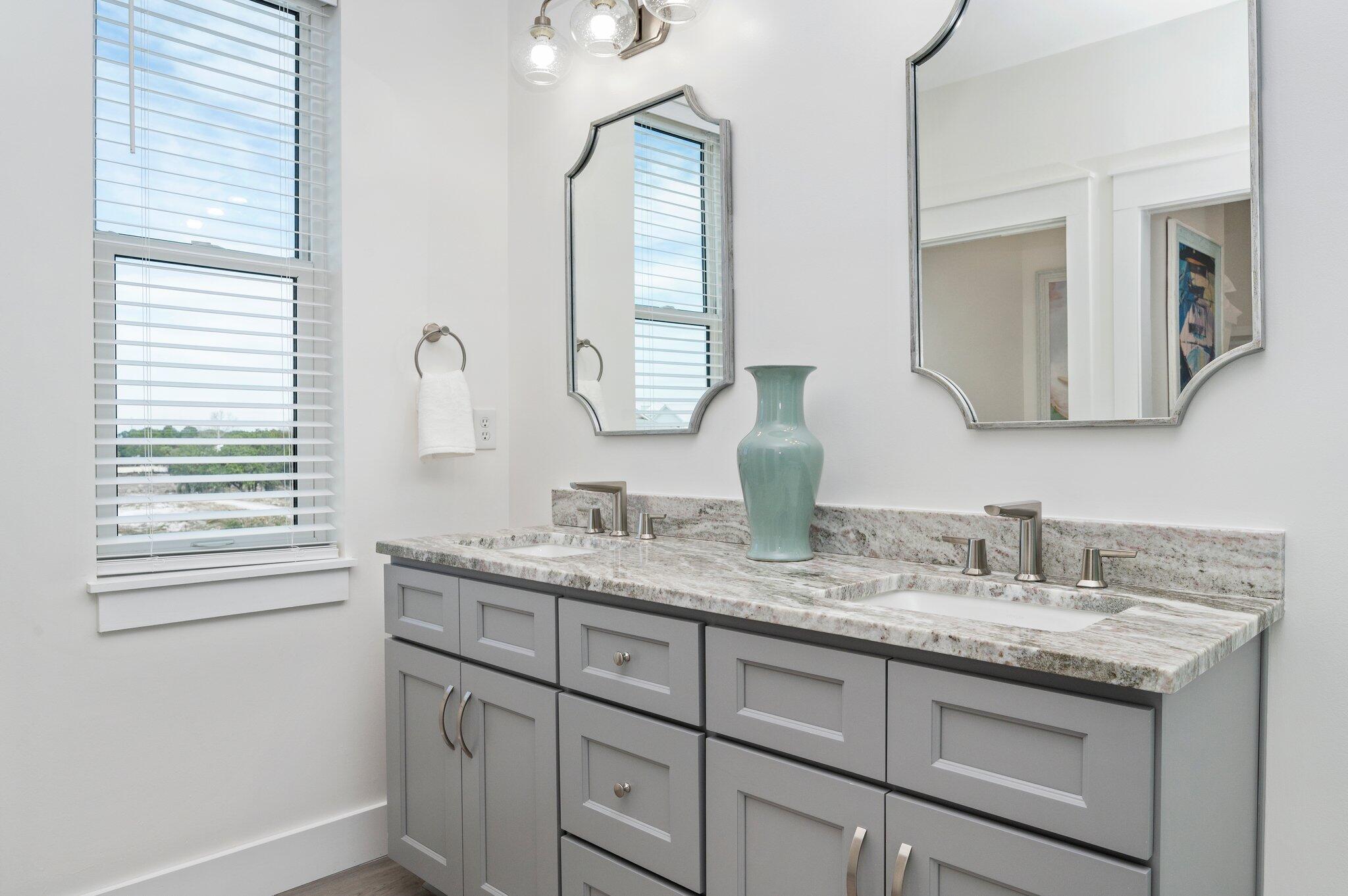 MIRAMAR BEACH - Residential