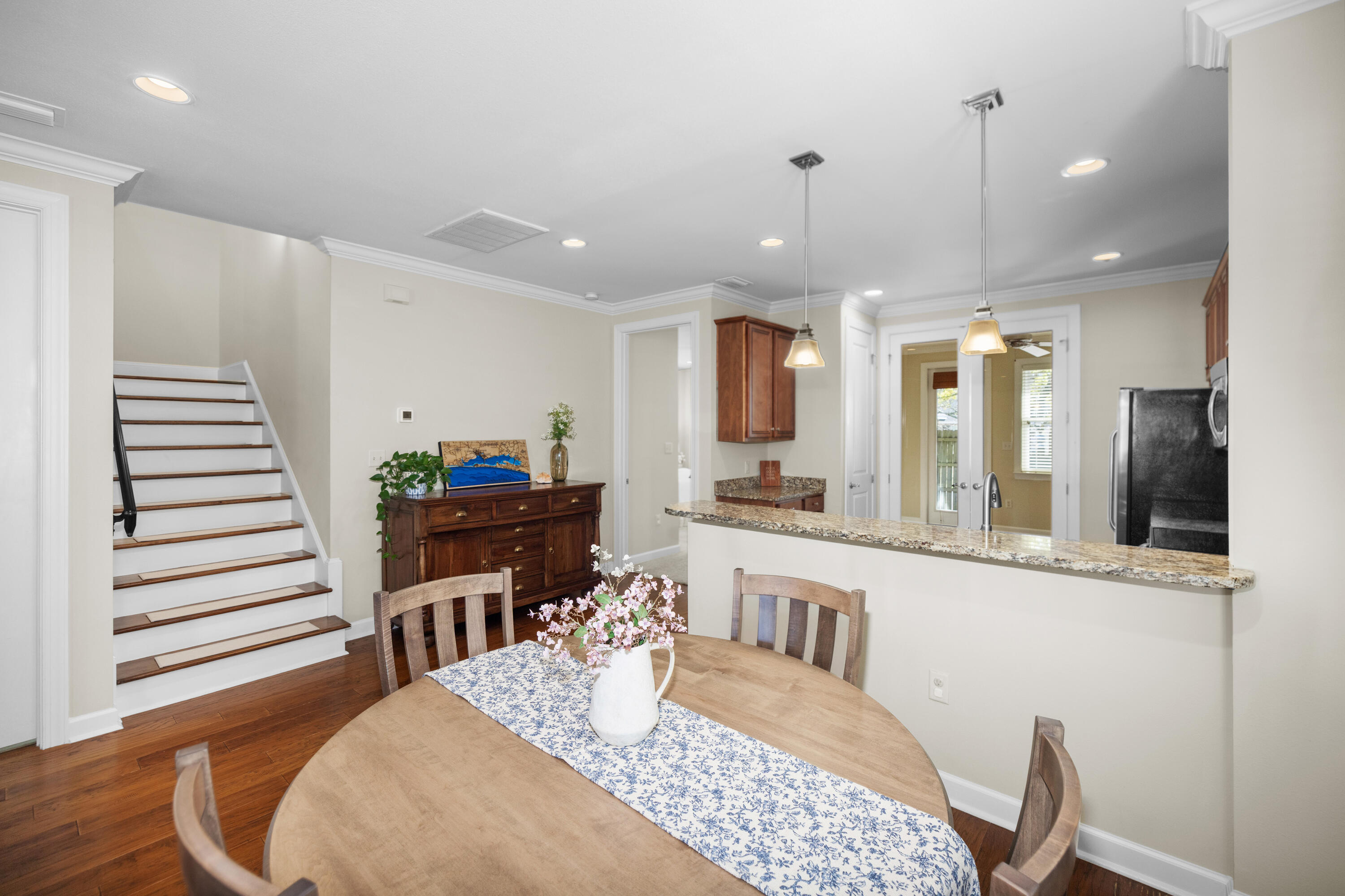 MARINA LANDING - Residential